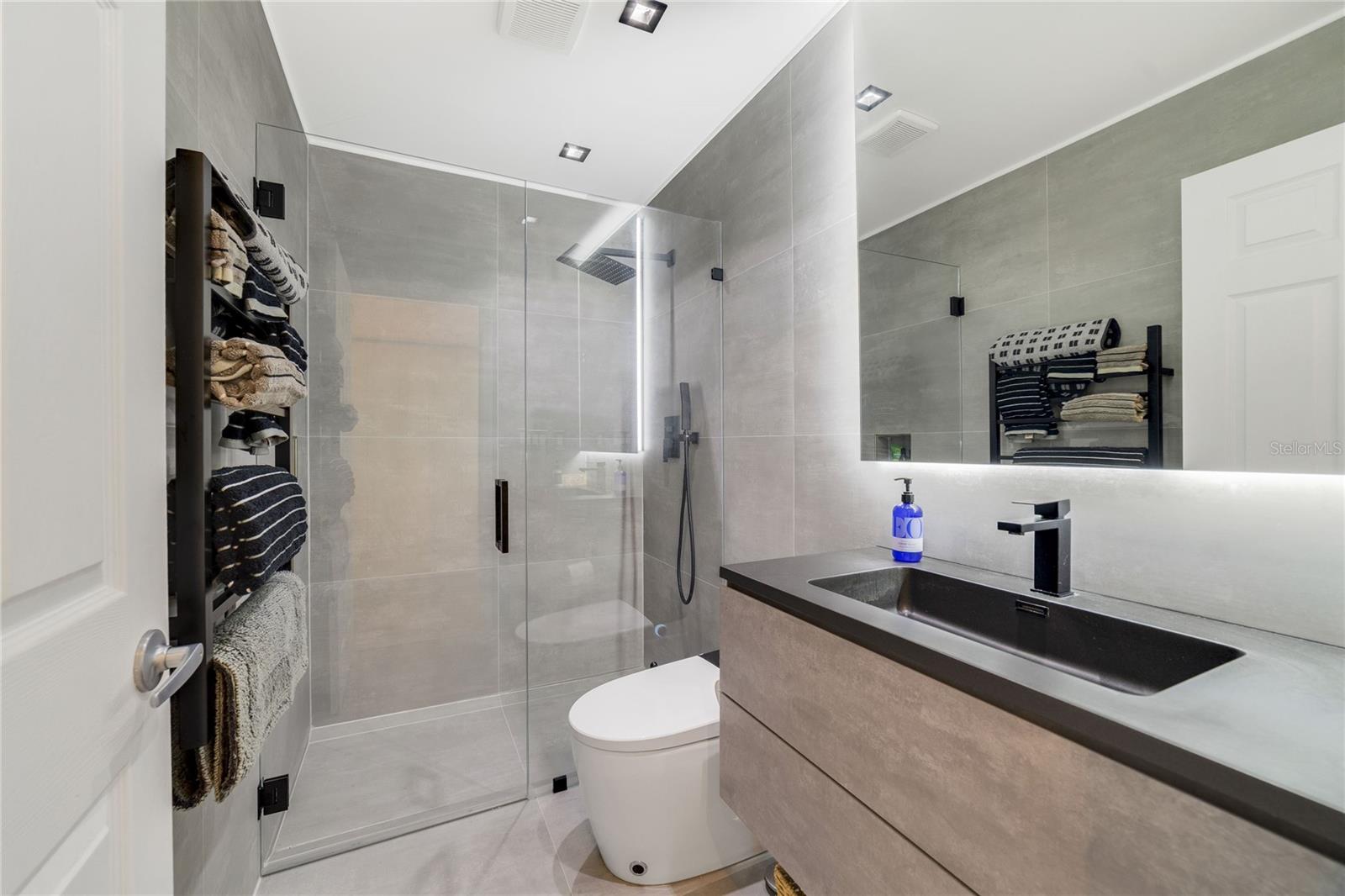Image 31 of 57 For 8465 Granada Boulevard