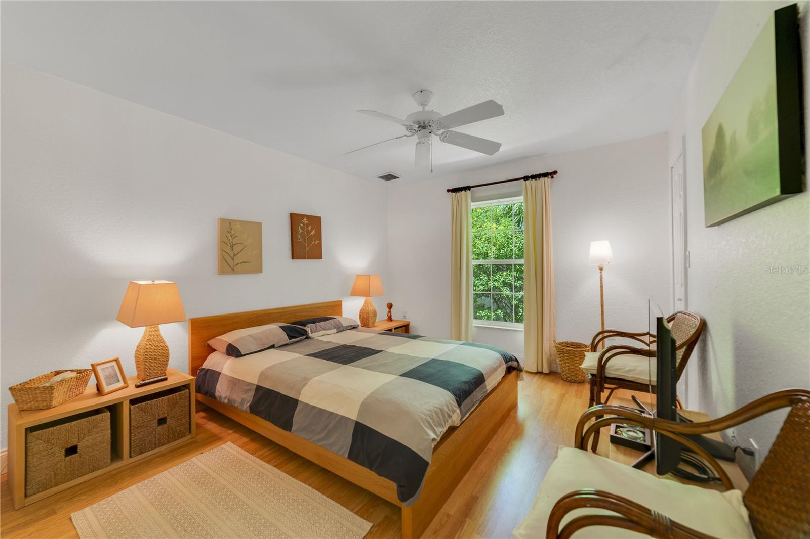 Image 32 of 57 For 8465 Granada Boulevard