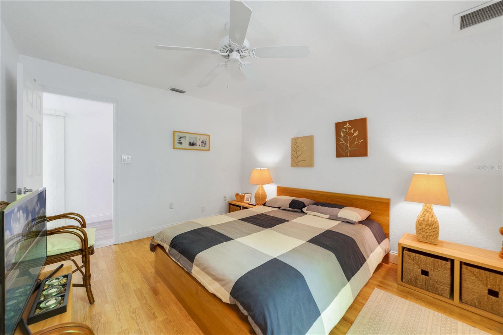 Image 33 of 57 For 8465 Granada Boulevard