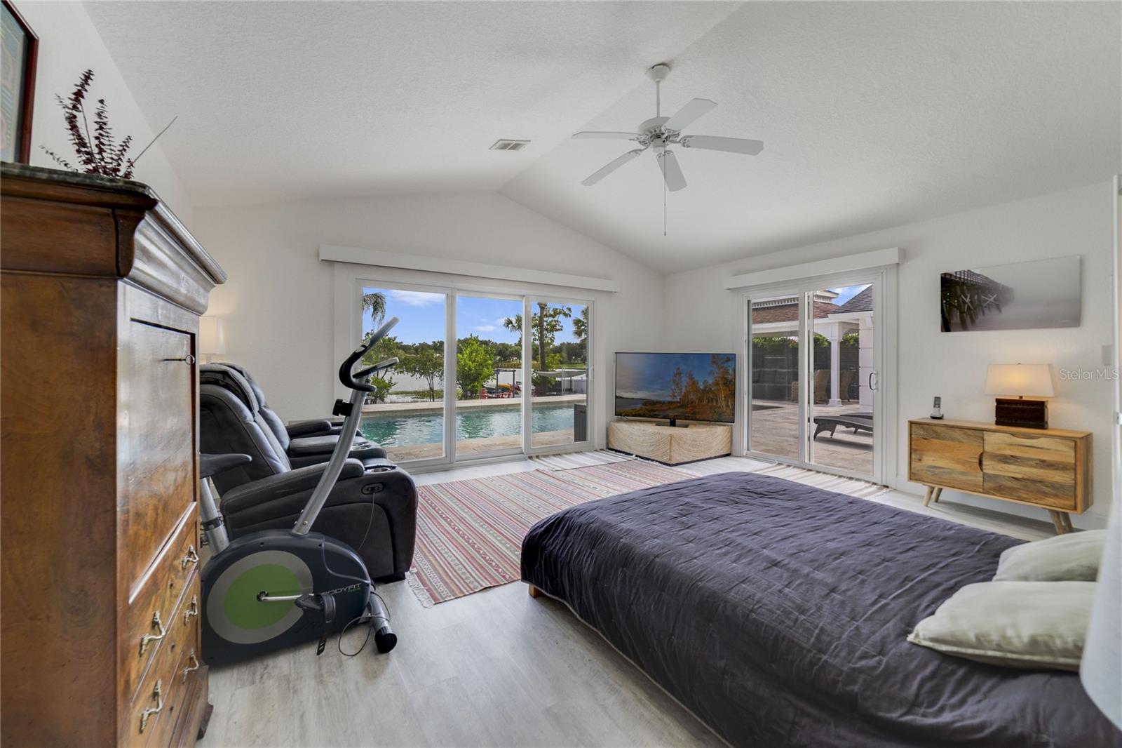Image 36 of 57 For 8465 Granada Boulevard