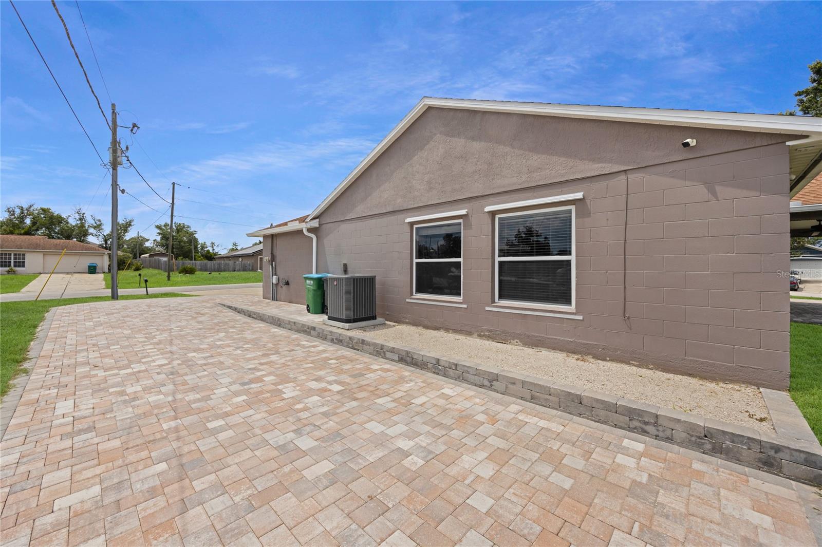 Image 22 of 26 For 159 Larchmont Drive