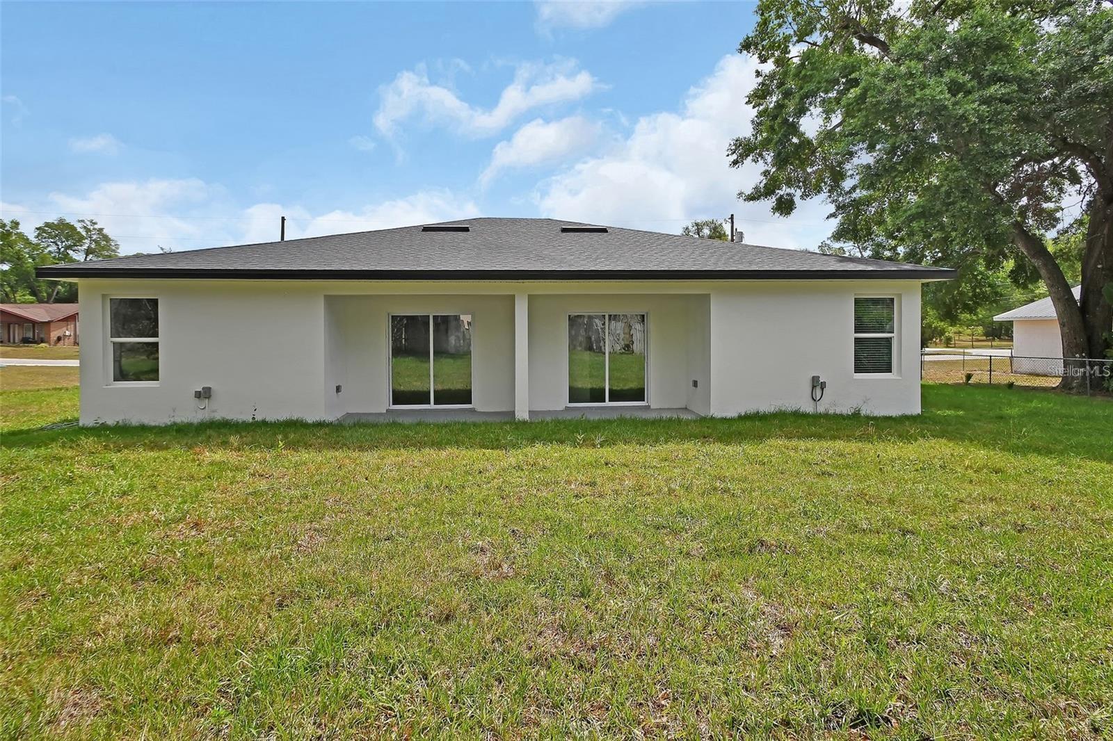 Image 2 of 23 For 1581 Montgomery Street