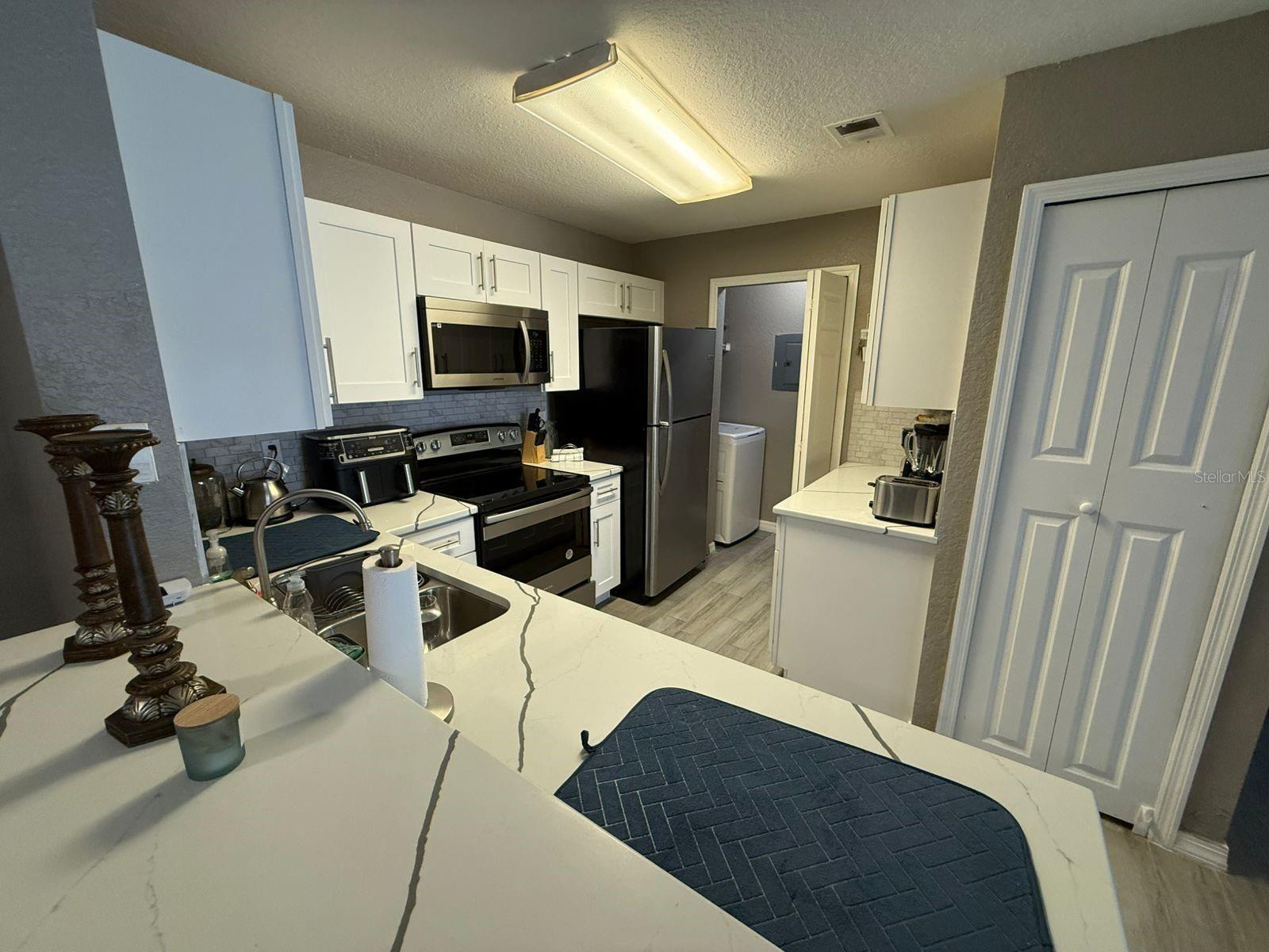 Image 16 of 35 For 7524 Seurat Street 12102
