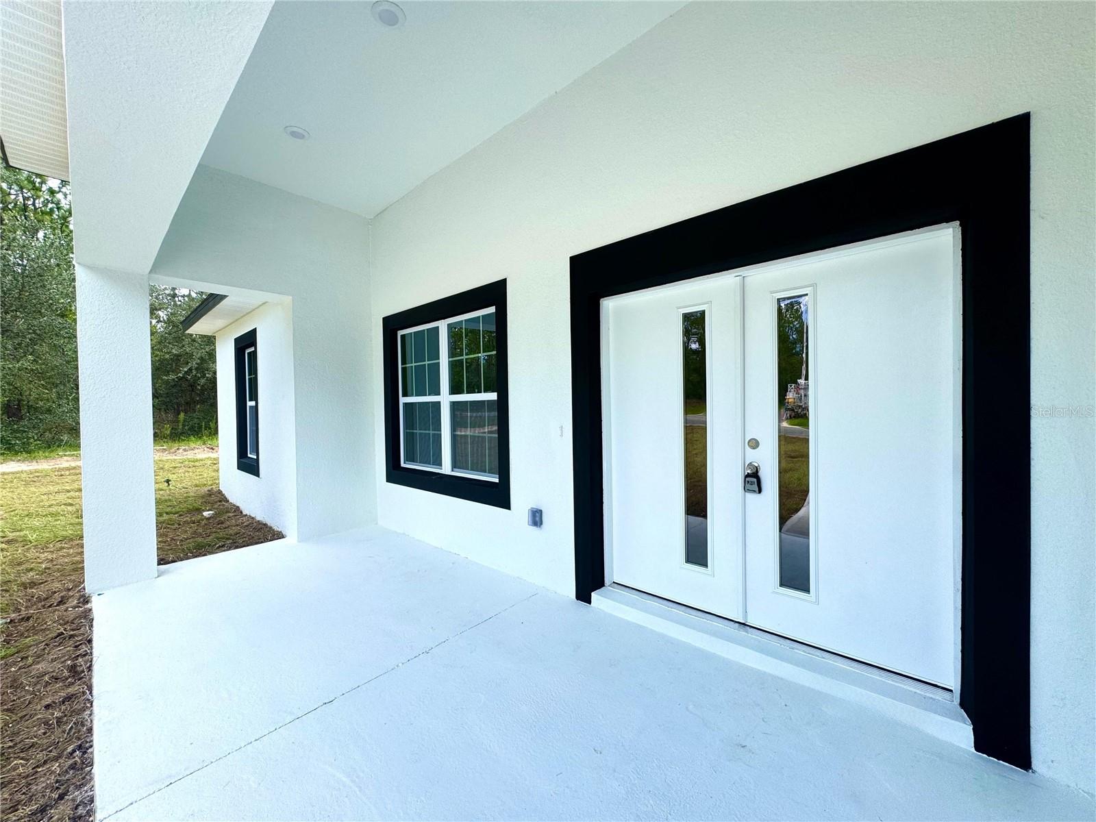 Listing photo id 3 for 7711 Ring Drive