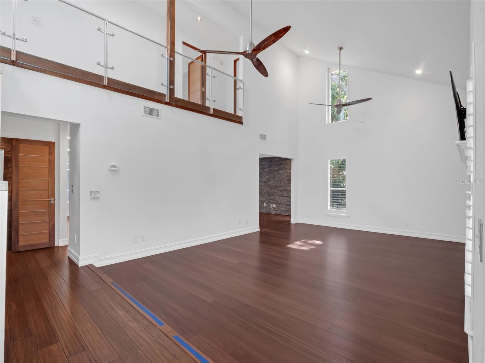Image 10 of 59 For 145 Crispin Street