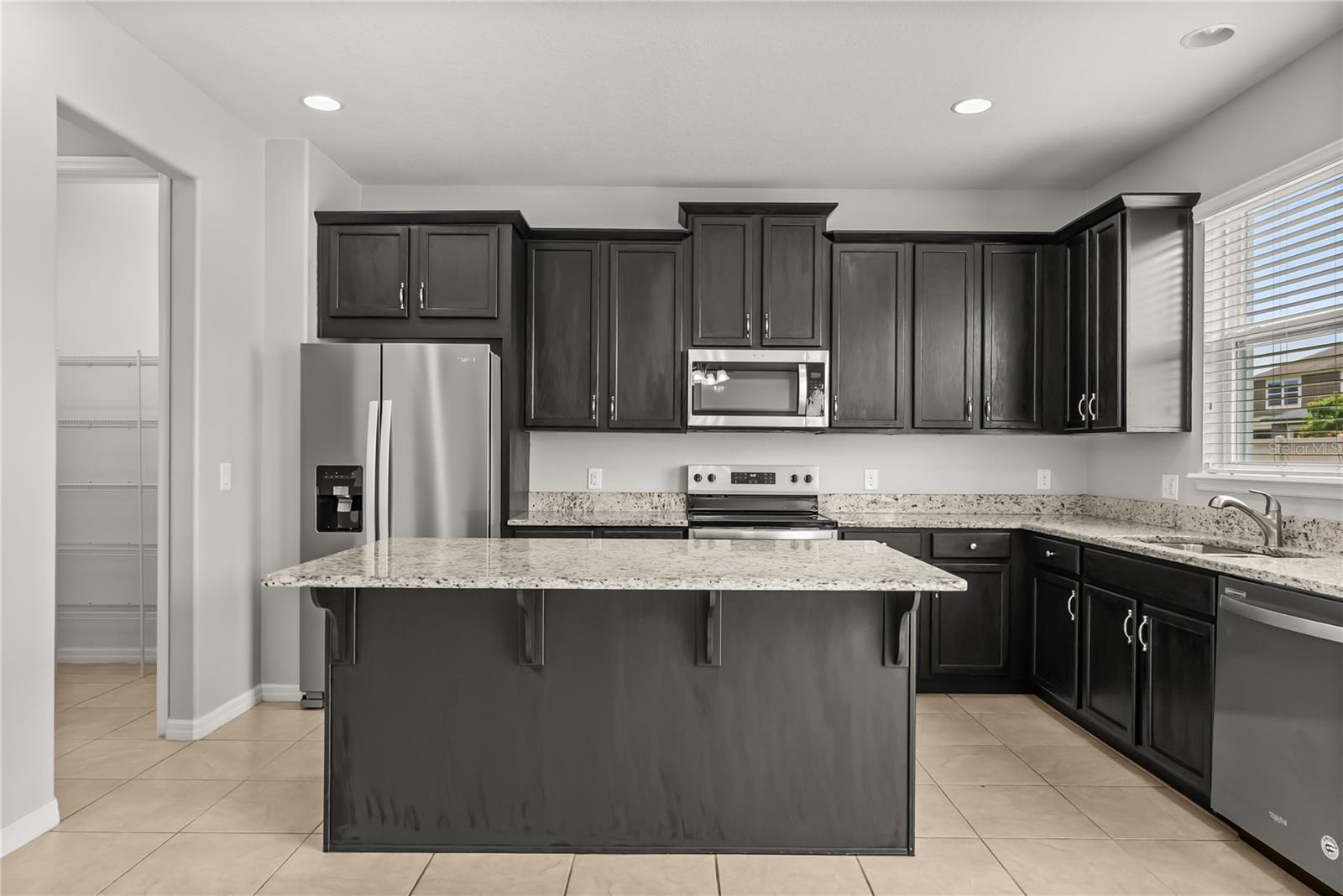 Image 10 of 46 For 5107 Longmeadow Park Street