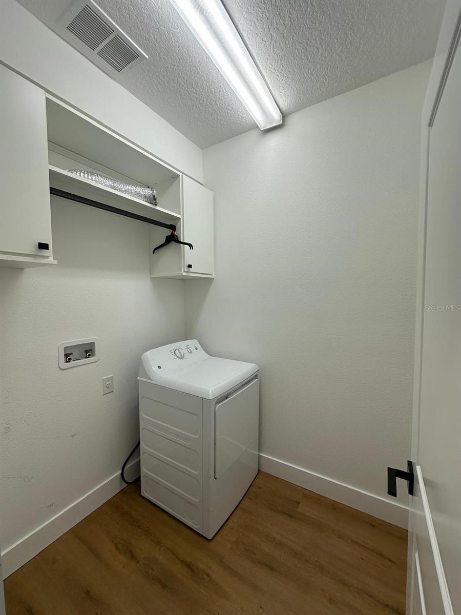 Image 31 of 41 For 7591 Purple Finch Street