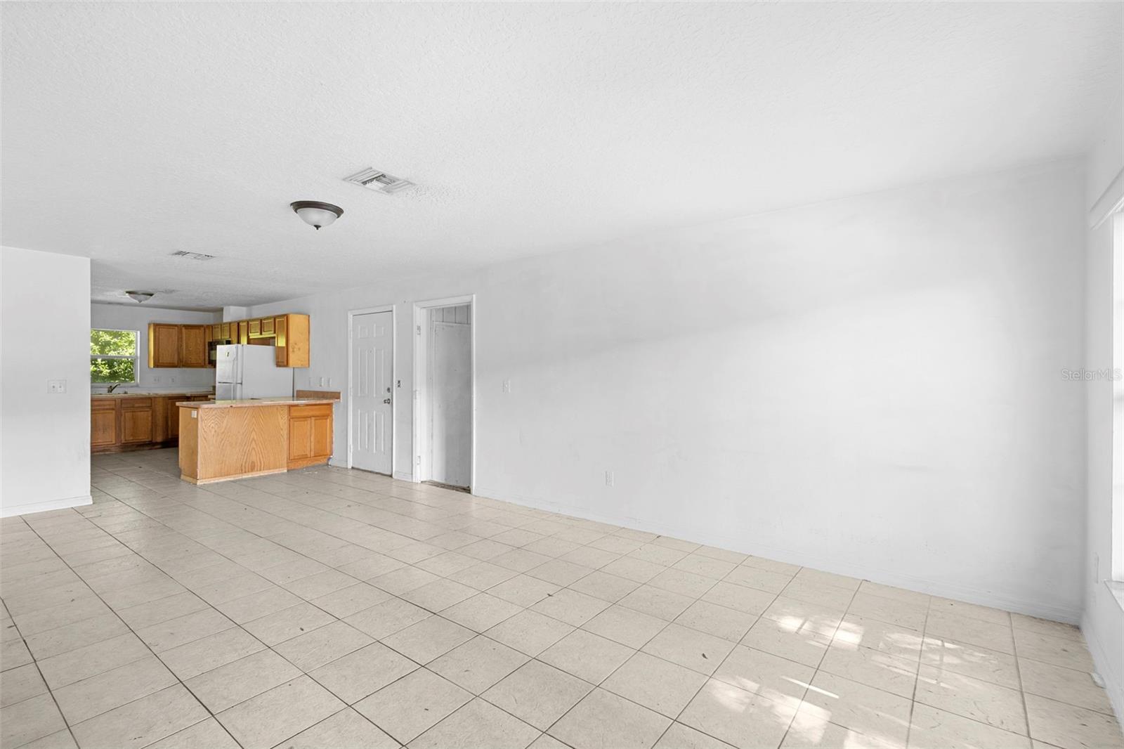 Image 13 of 34 For 601 Grand Street