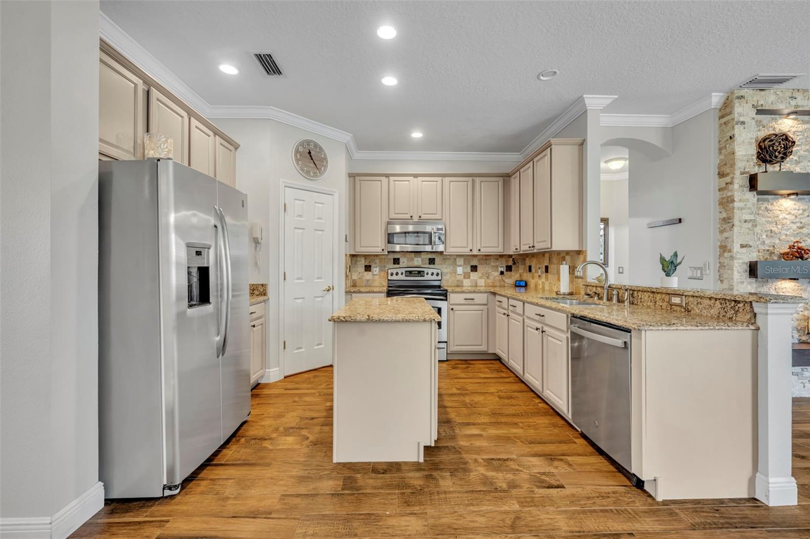 Image 20 of 53 For 231 Nandina Terrace