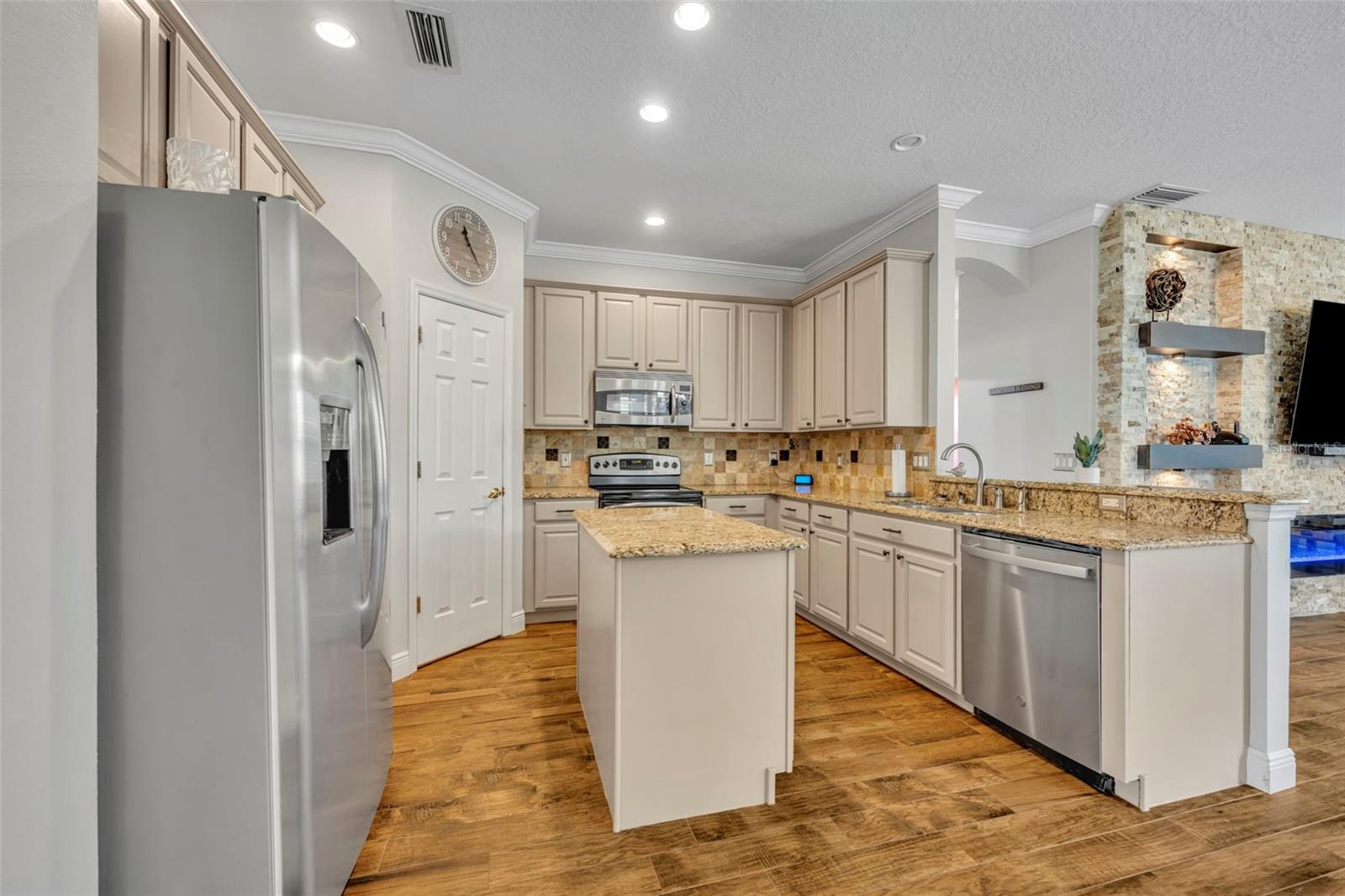 Image 21 of 53 For 231 Nandina Terrace