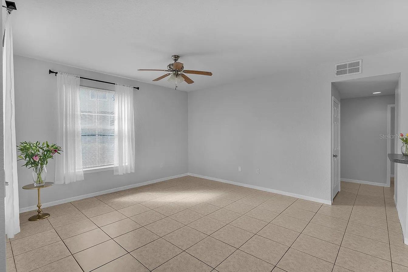 Image 6 of 18 For 6017 Westgate Drive 914