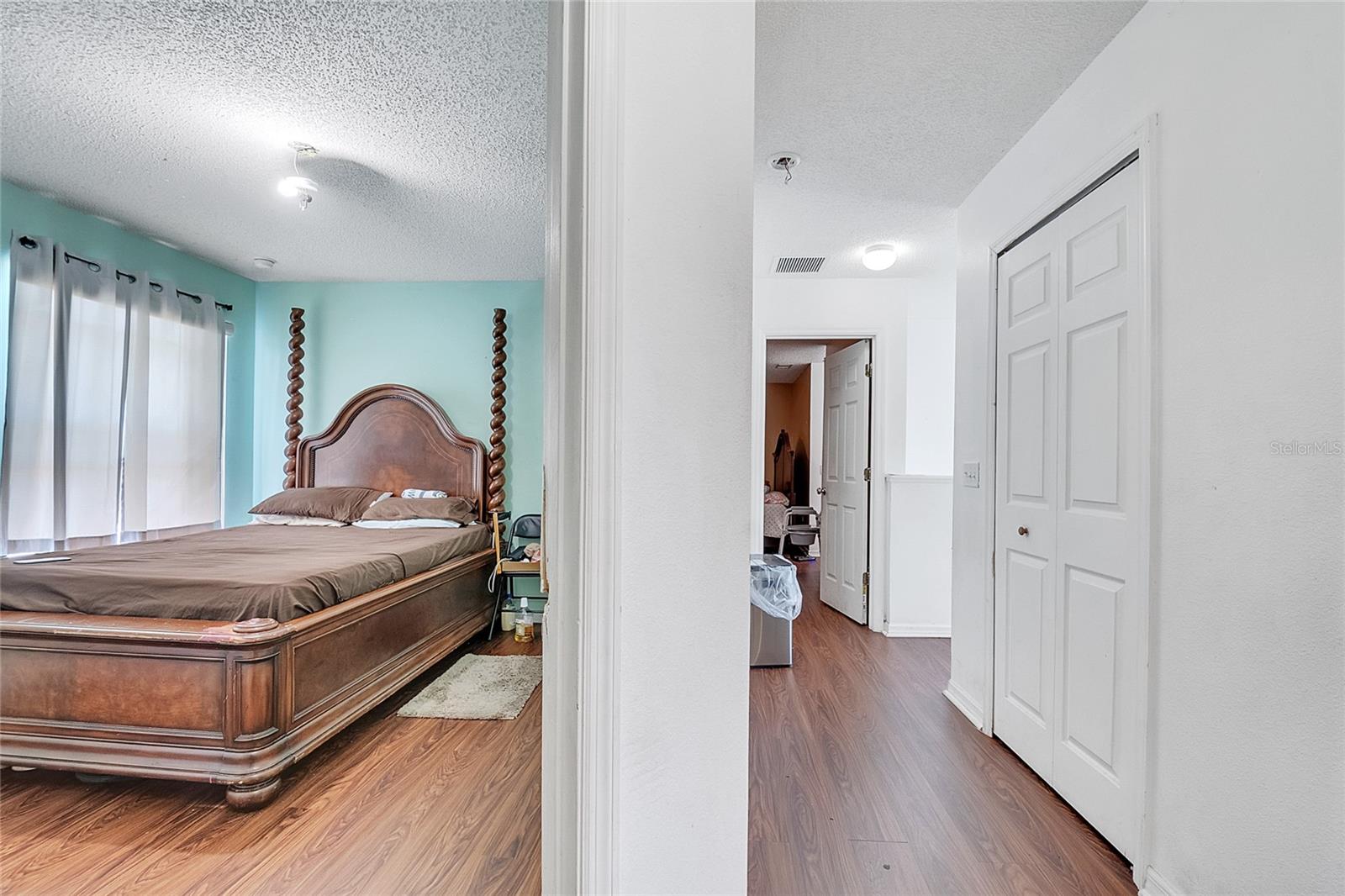 Image 10 of 11 For 563 Bristol Circle