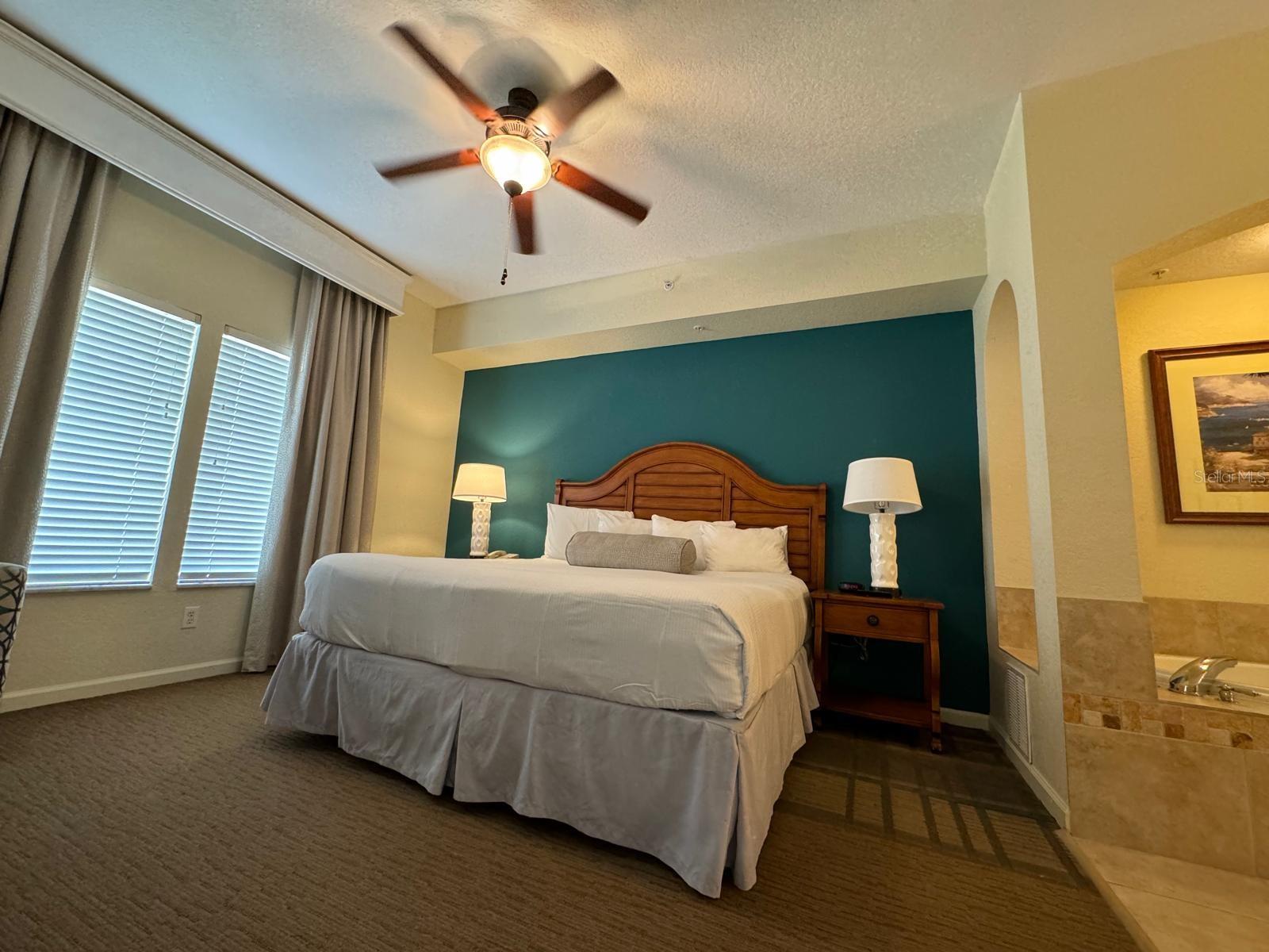 Image 13 of 26 For 8125 Resort Village Drive 51006