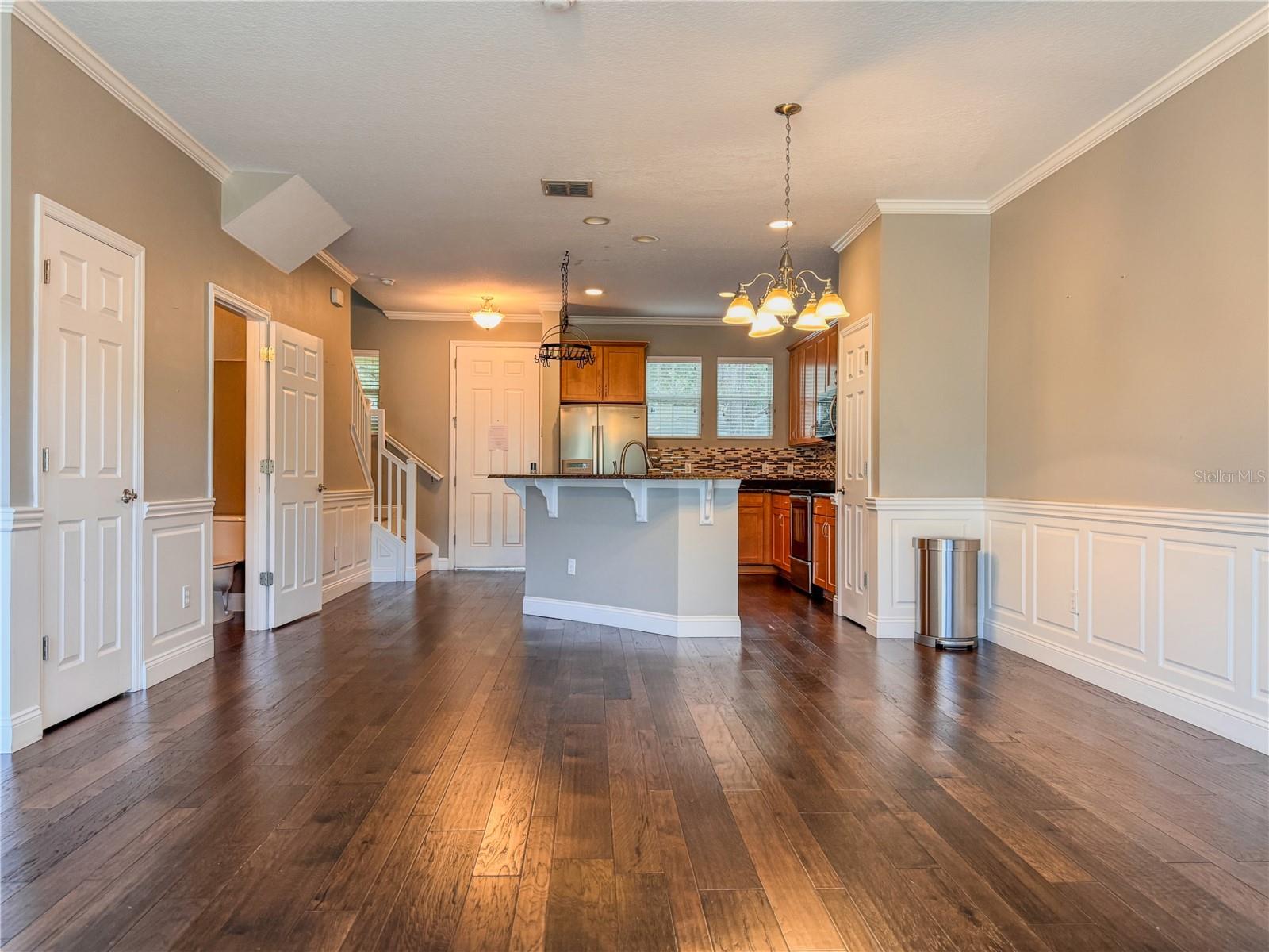 Image 8 of 37 For 7321 Brightland Street