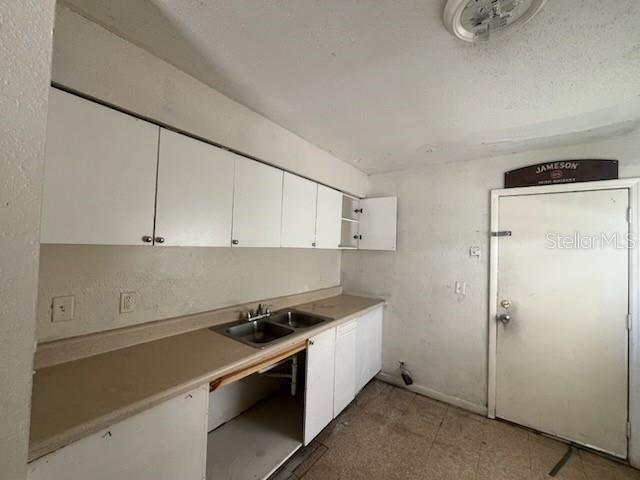 Image 11 of 12 For 505 Kilgore Street