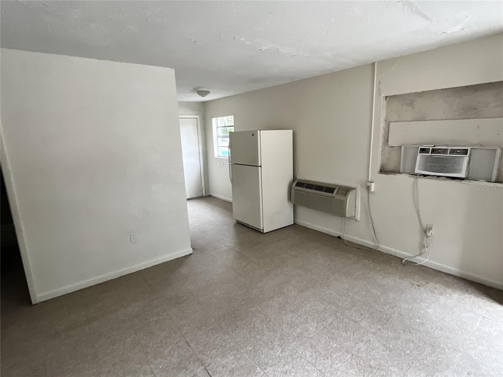 Image 12 of 12 For 505 Kilgore Street