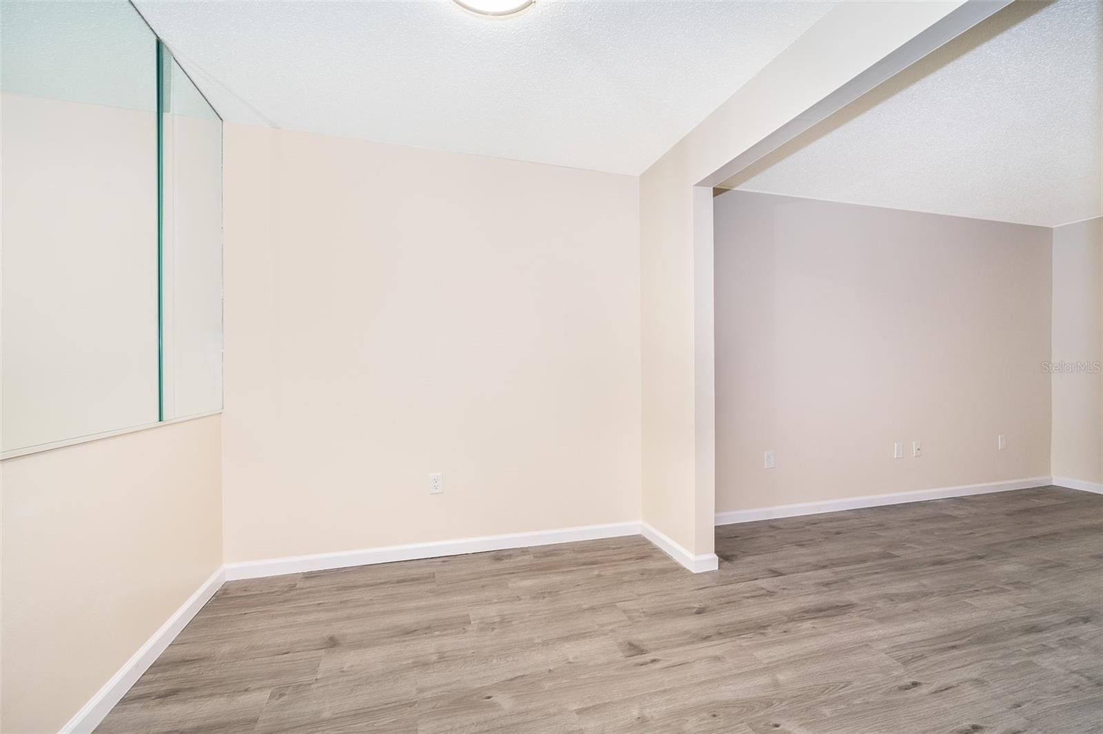 Image 6 of 12 For 700 Airport Boulevard E8