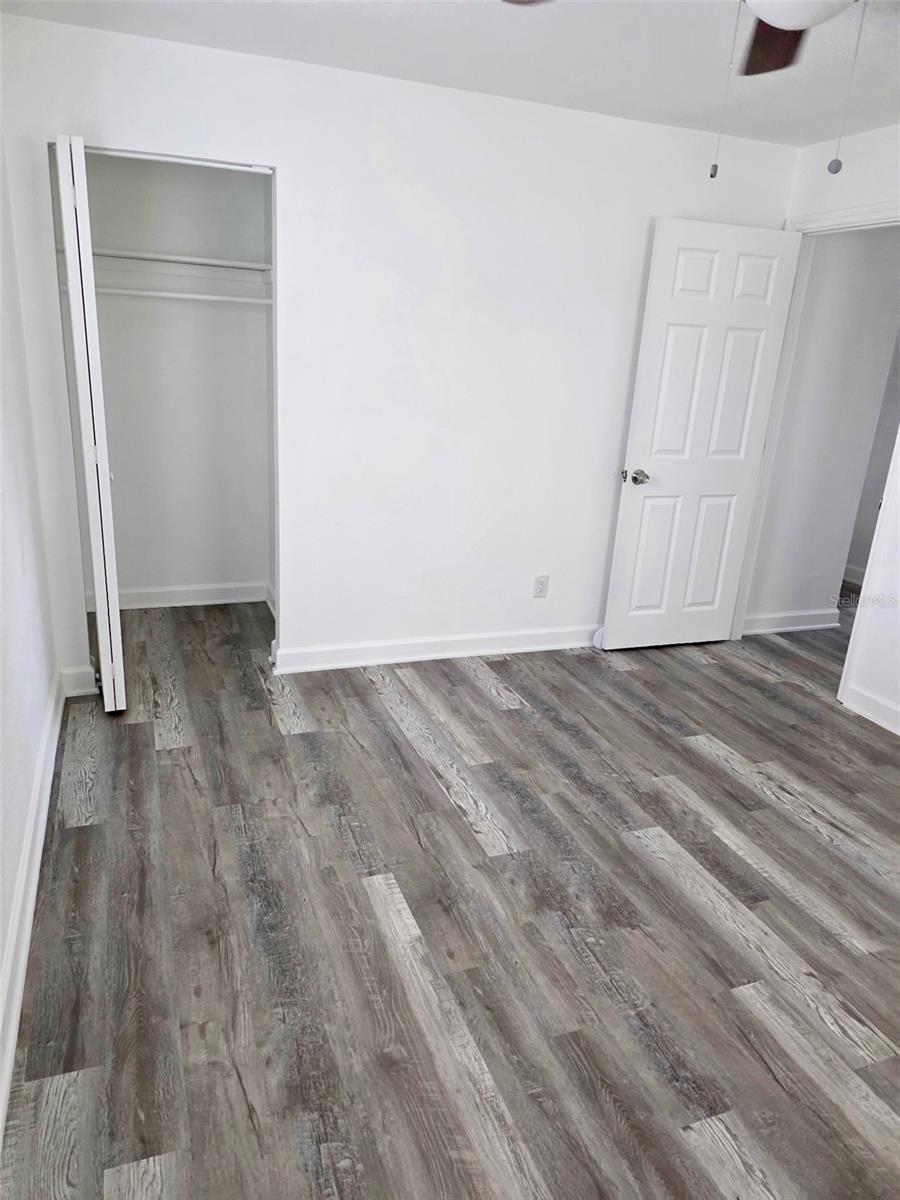 Image 12 of 16 For 509 Robbins Avenue A