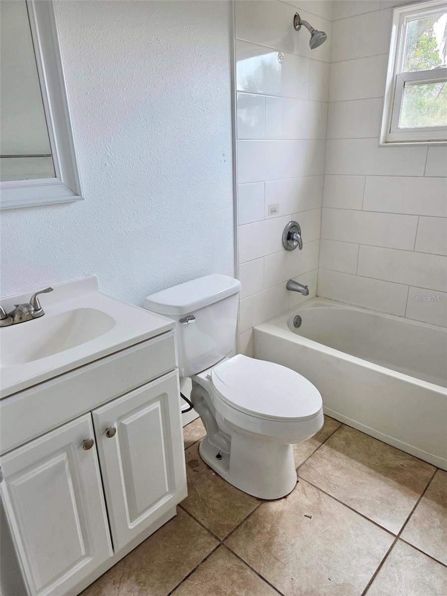 Image 8 of 16 For 509 Robbins Avenue A
