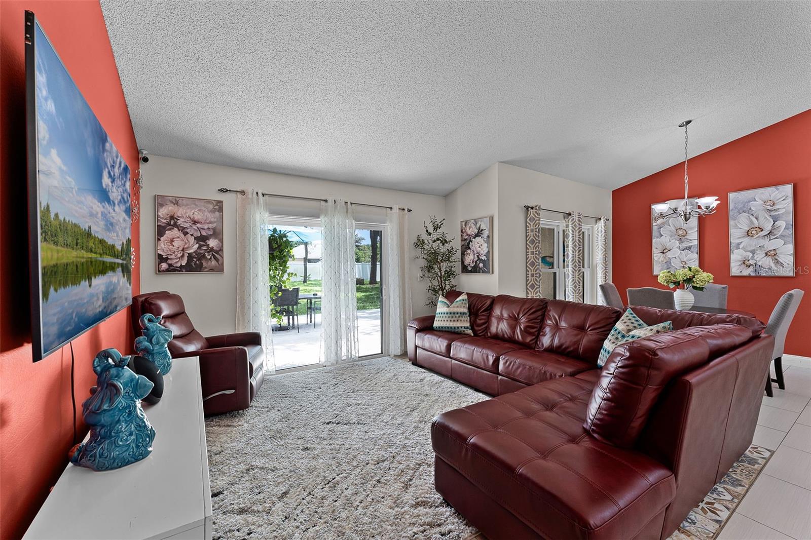 Image 5 of 37 For 904 Wesson Drive