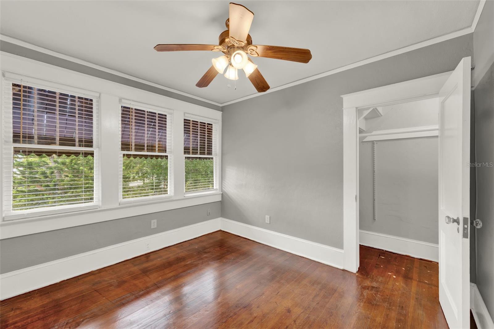 Image 30 of 43 For 211 Cassady Street