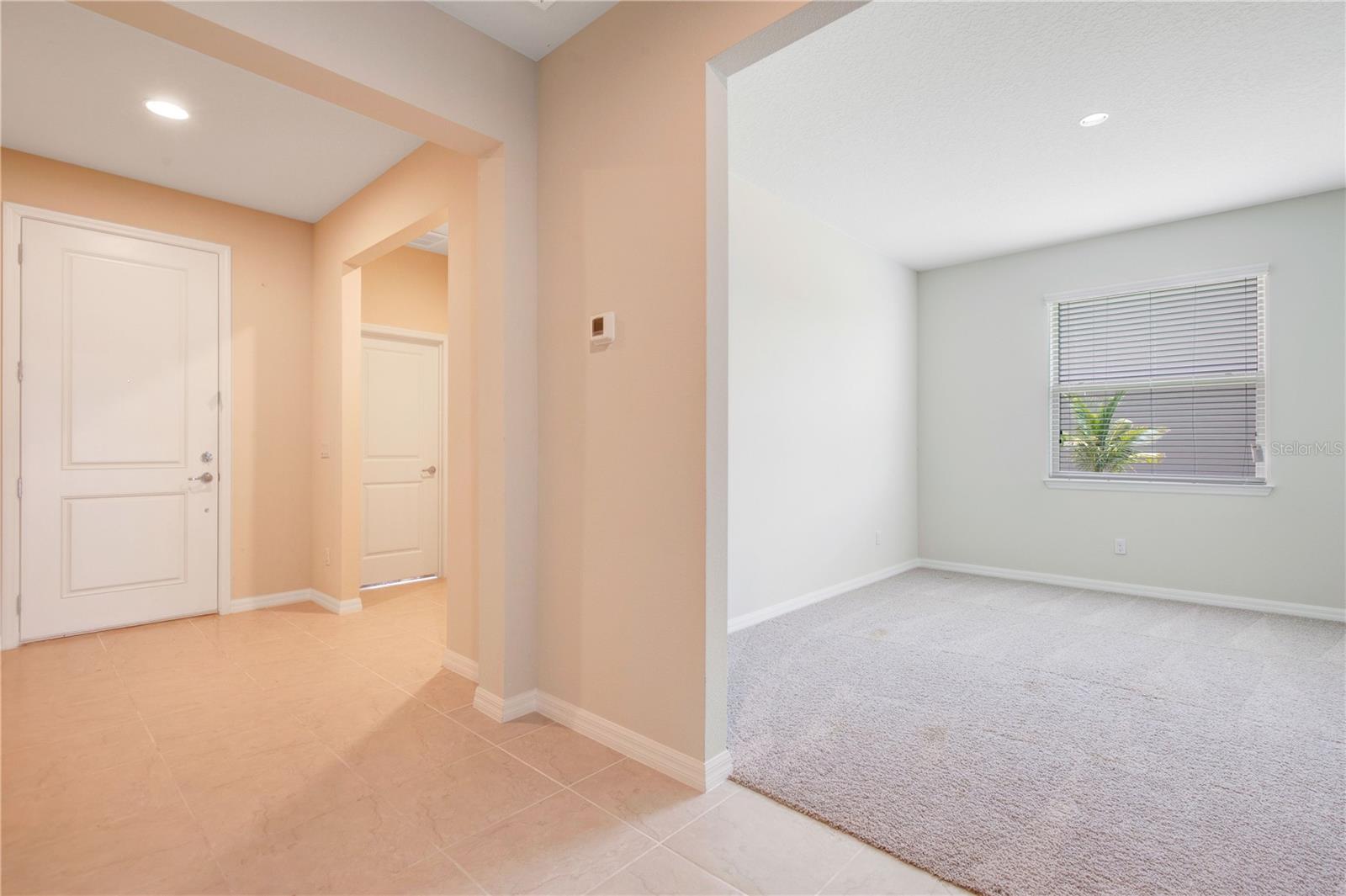 Image 15 of 49 For 14048 Larkspur Lake Drive