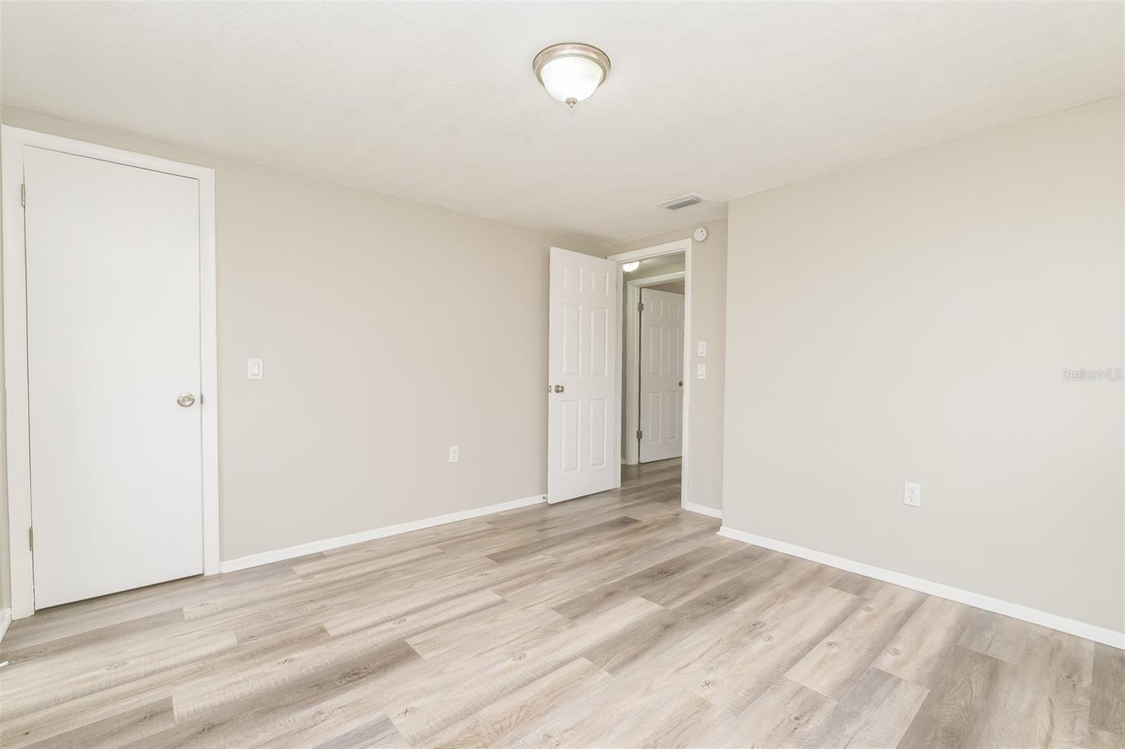 Image 12 of 20 For 6920 Tierra Linda Street