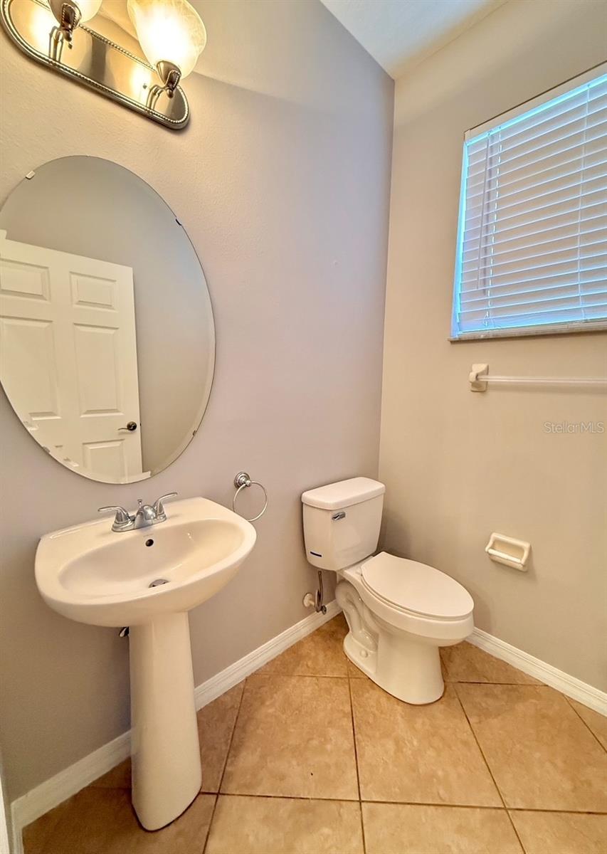 Image 10 of 21 For 9244 Sweet Maple Avenue