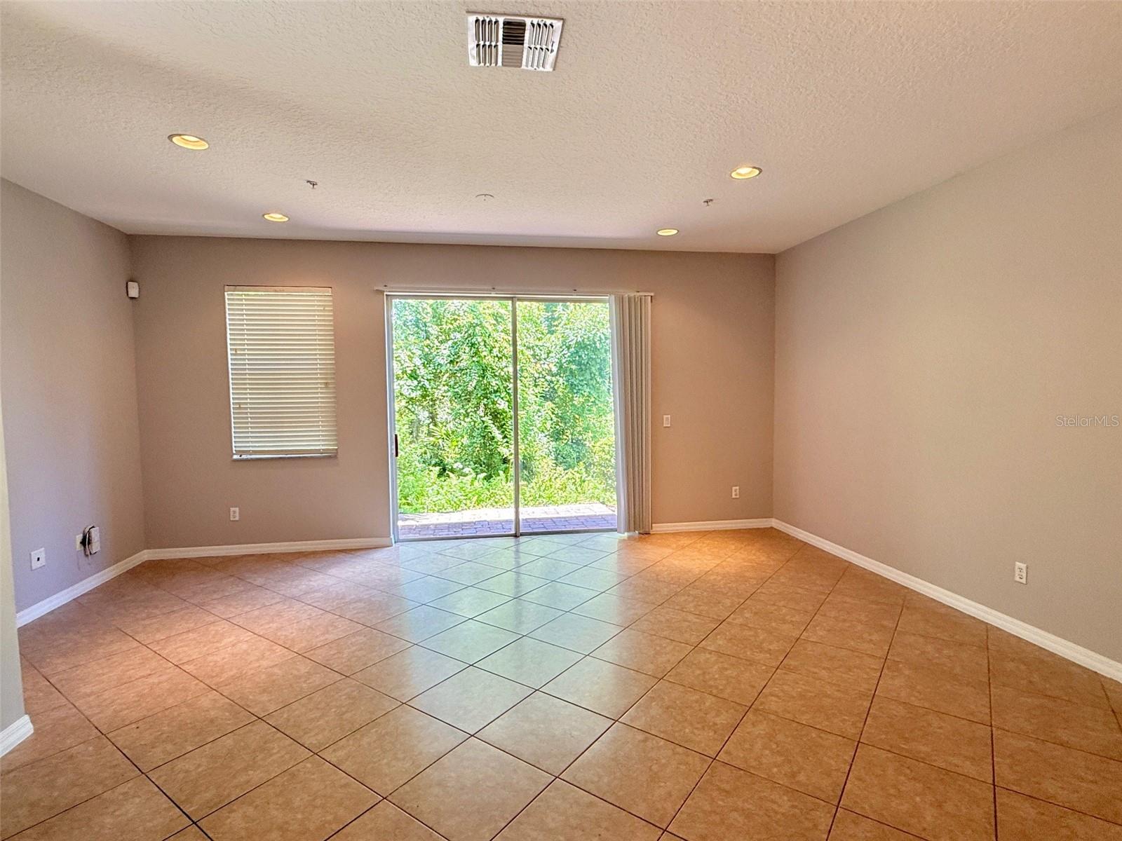 Image 5 of 21 For 9244 Sweet Maple Avenue