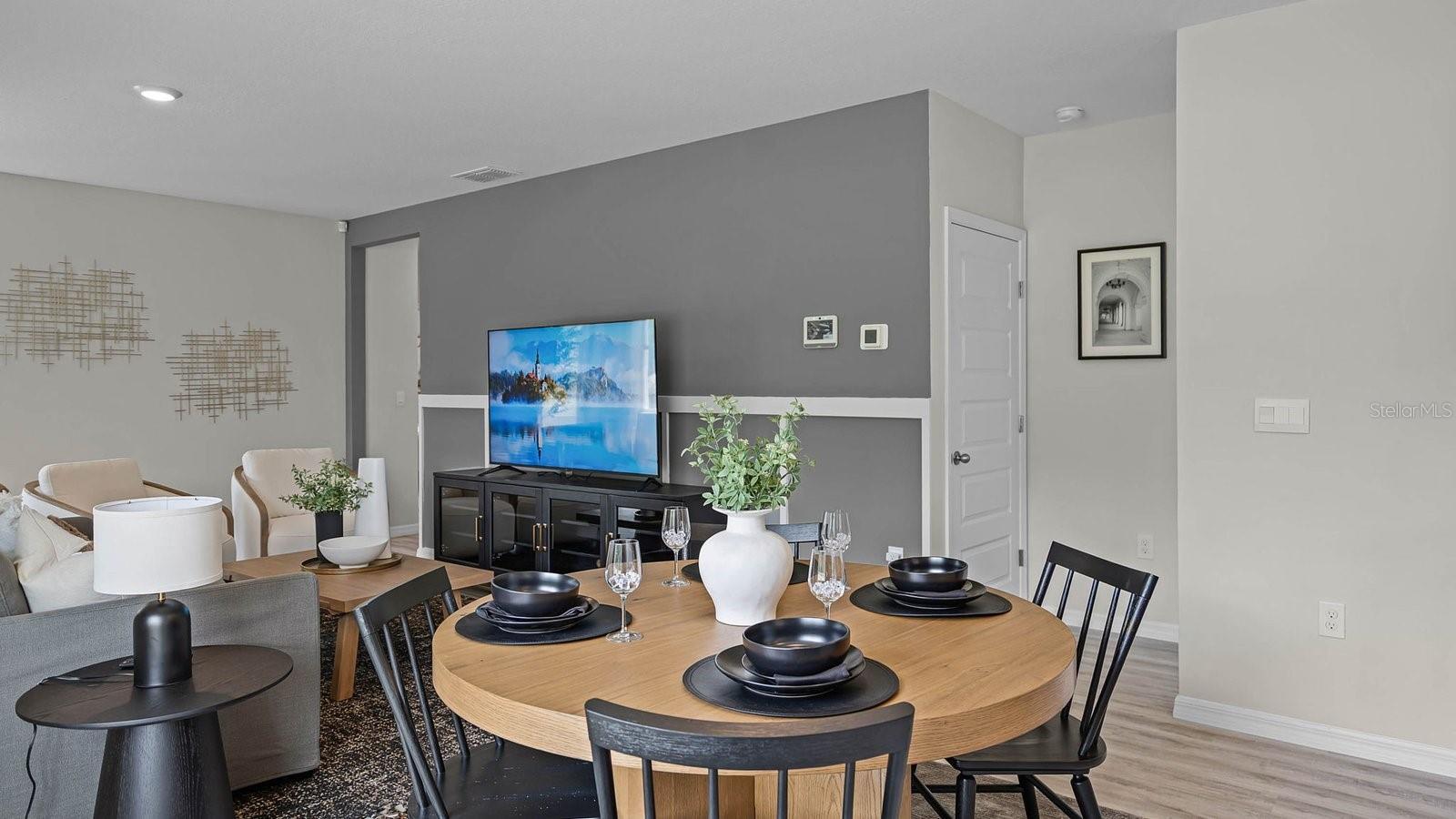 Image 5 of 30 For 187 Amberwood Way