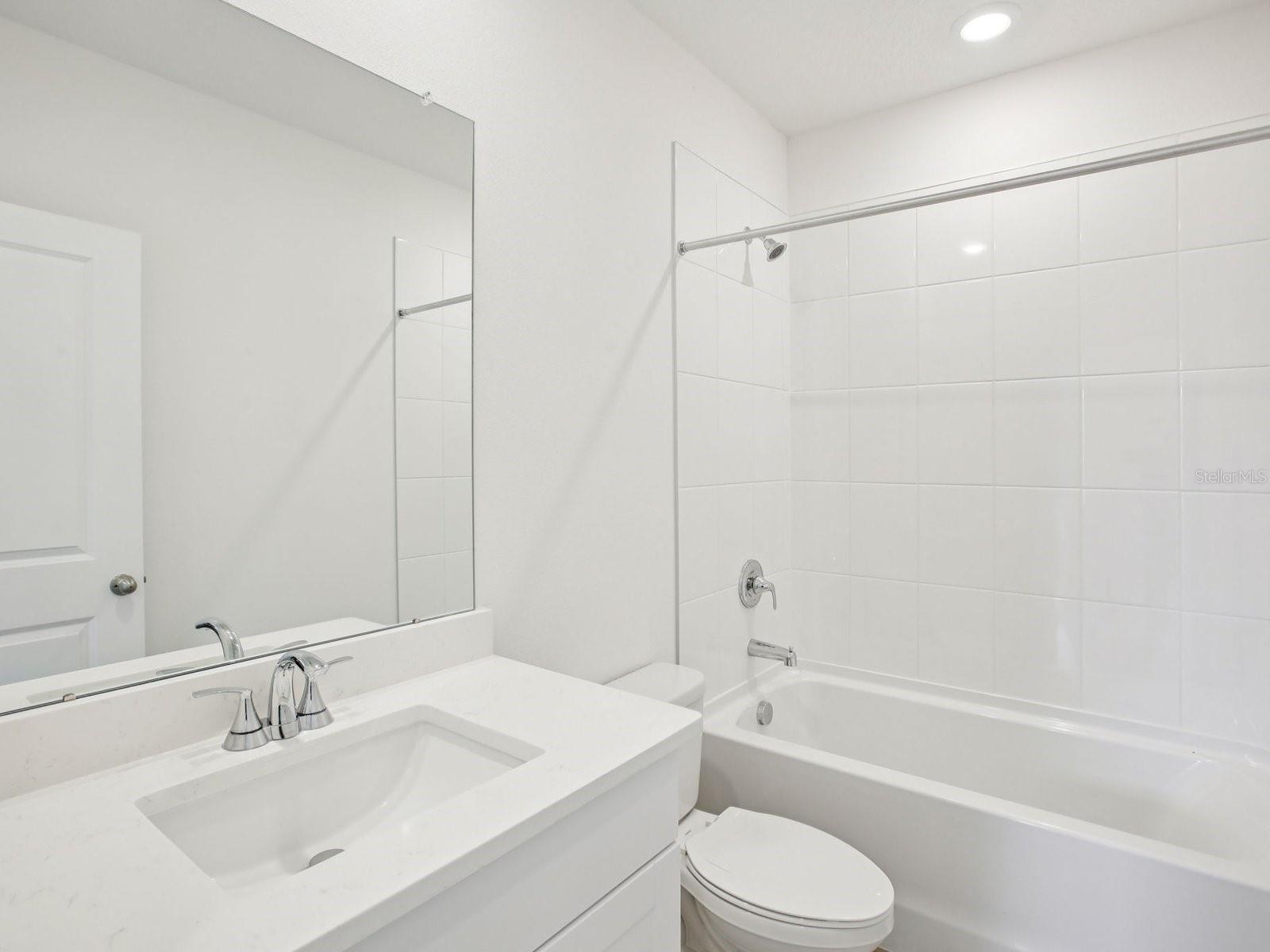 Image 18 of 33 For 7507 Mia Vine Drive