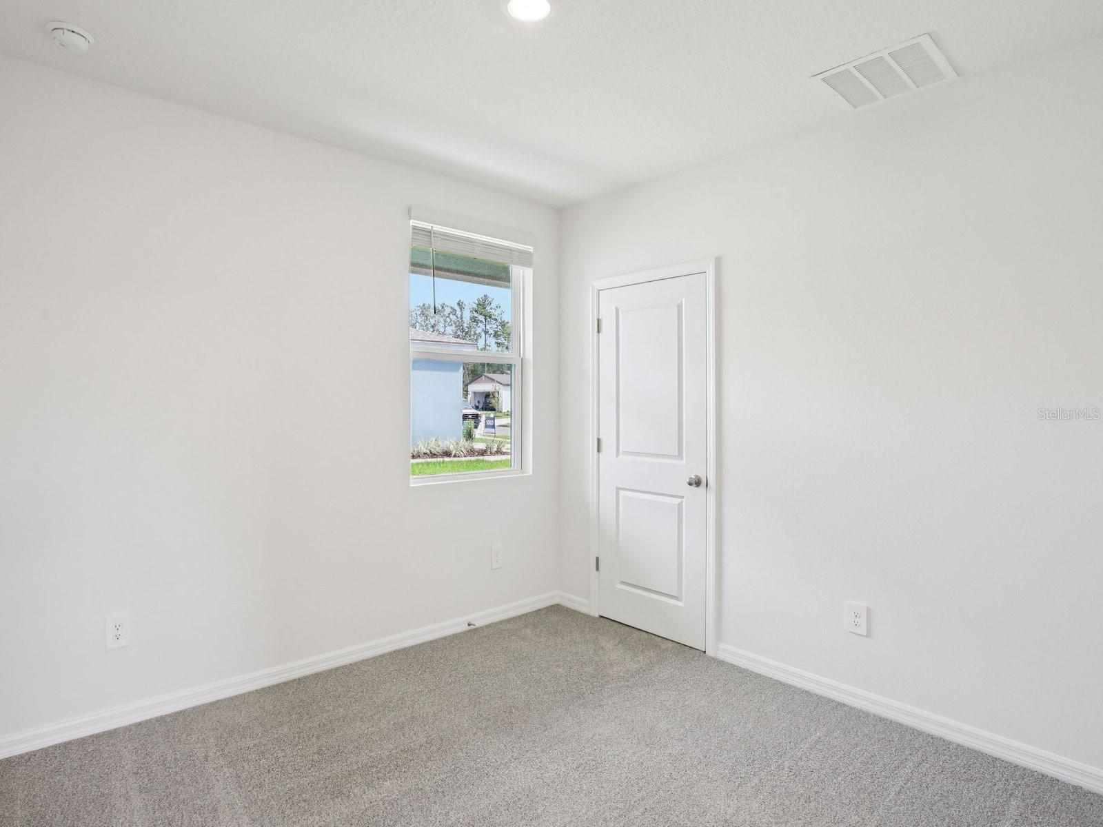 Image 19 of 33 For 7507 Mia Vine Drive