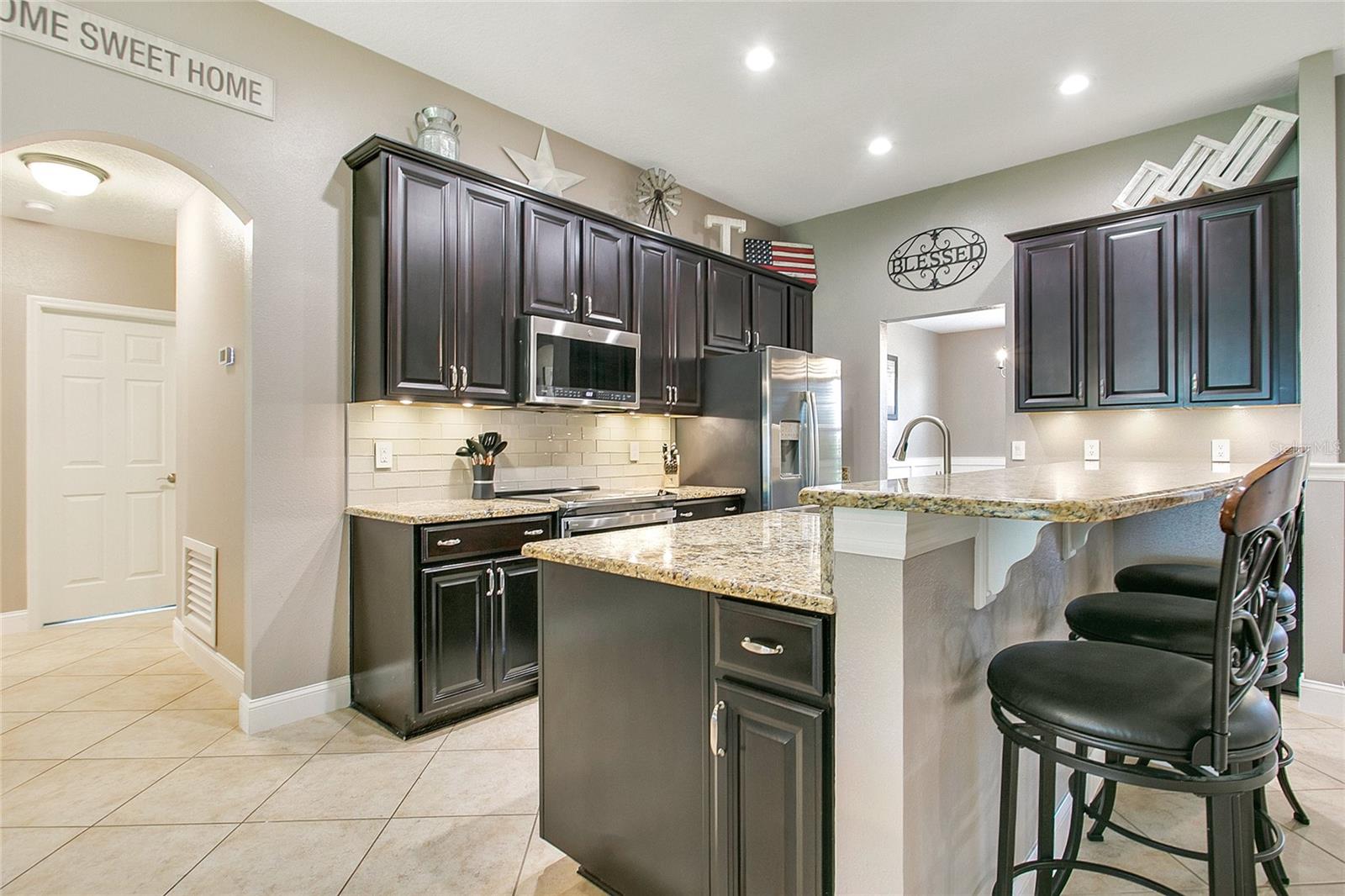Image 5 of 29 For 539 Copperdale Avenue