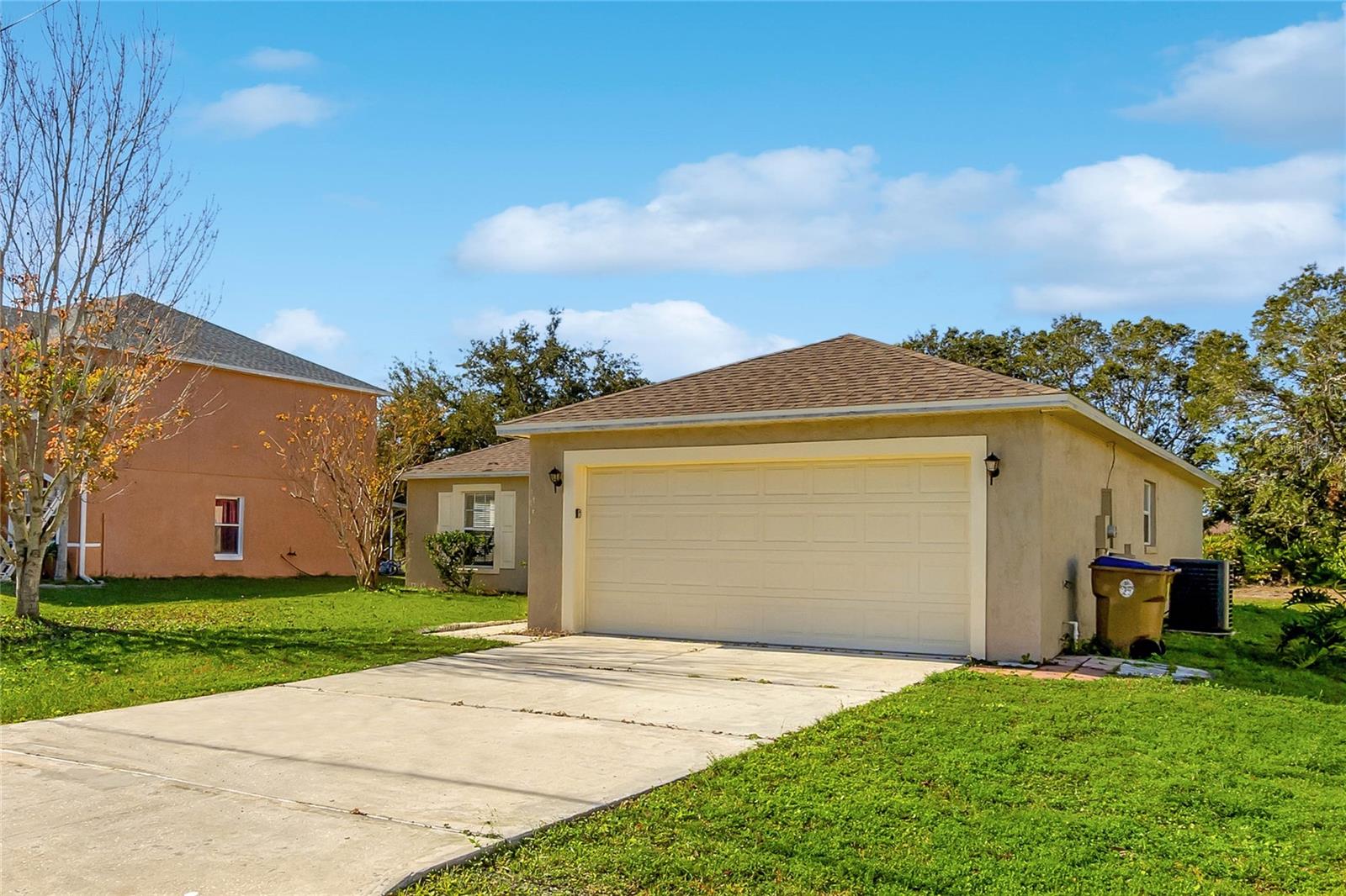 Image 2 of 48 For 849 Jarnac Drive