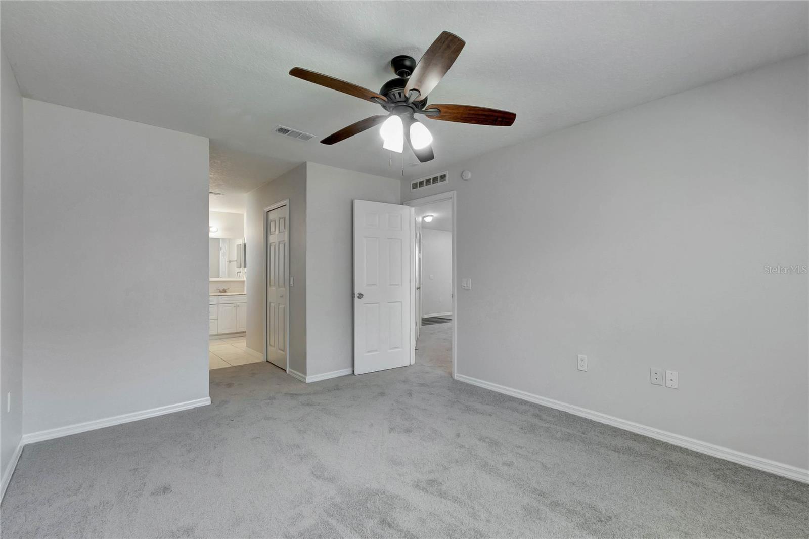 Image 24 of 48 For 849 Jarnac Drive
