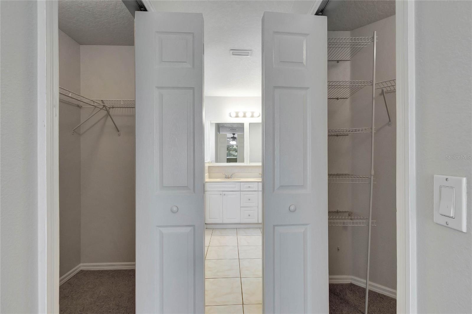 Image 26 of 48 For 849 Jarnac Drive