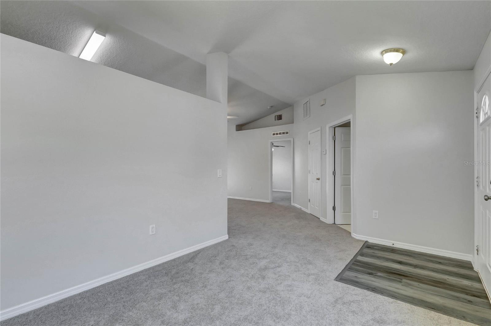 Image 7 of 48 For 849 Jarnac Drive