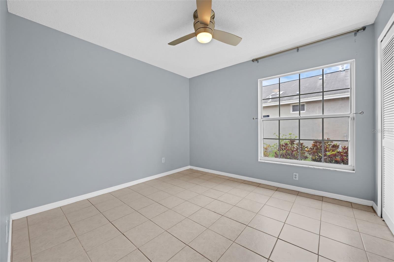Image 27 of 33 For 7712 Water Oak Court
