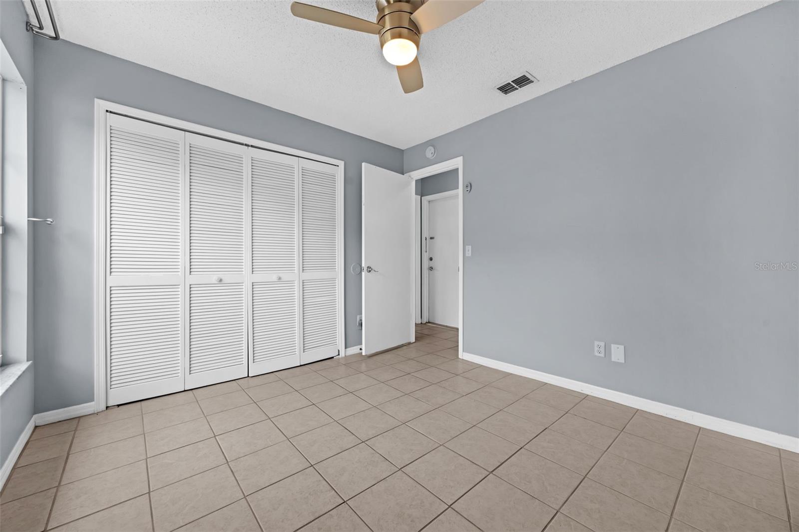 Image 30 of 33 For 7712 Water Oak Court