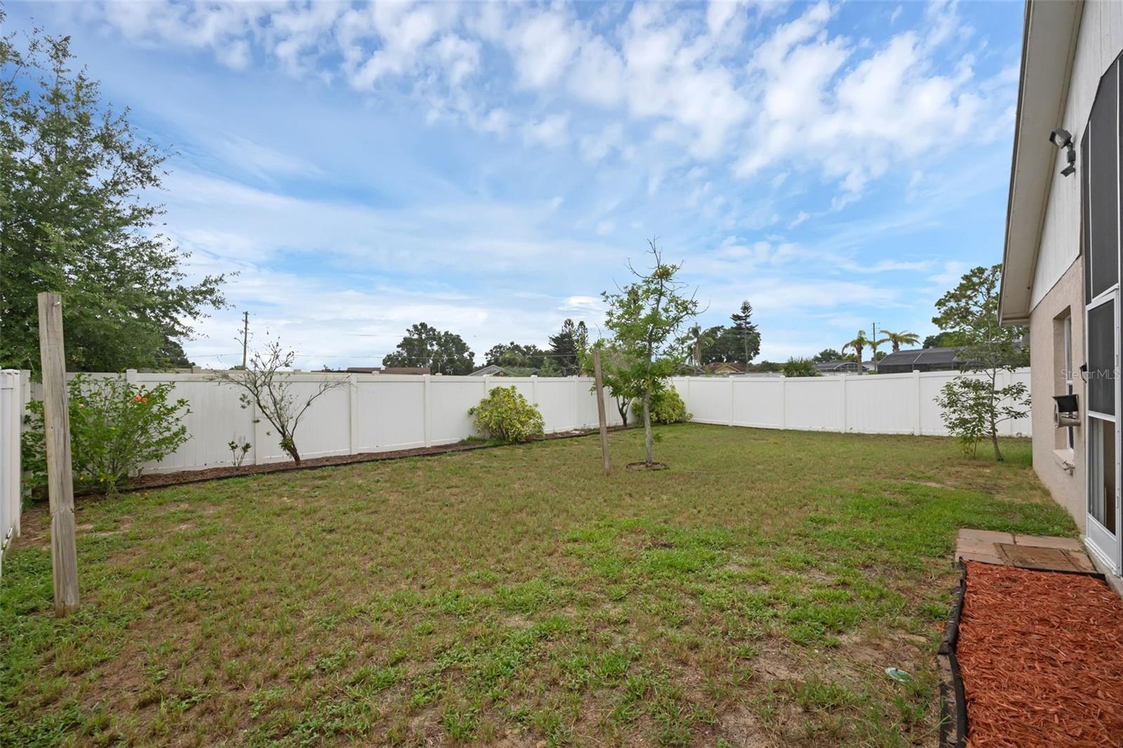 Image 7 of 33 For 7712 Water Oak Court