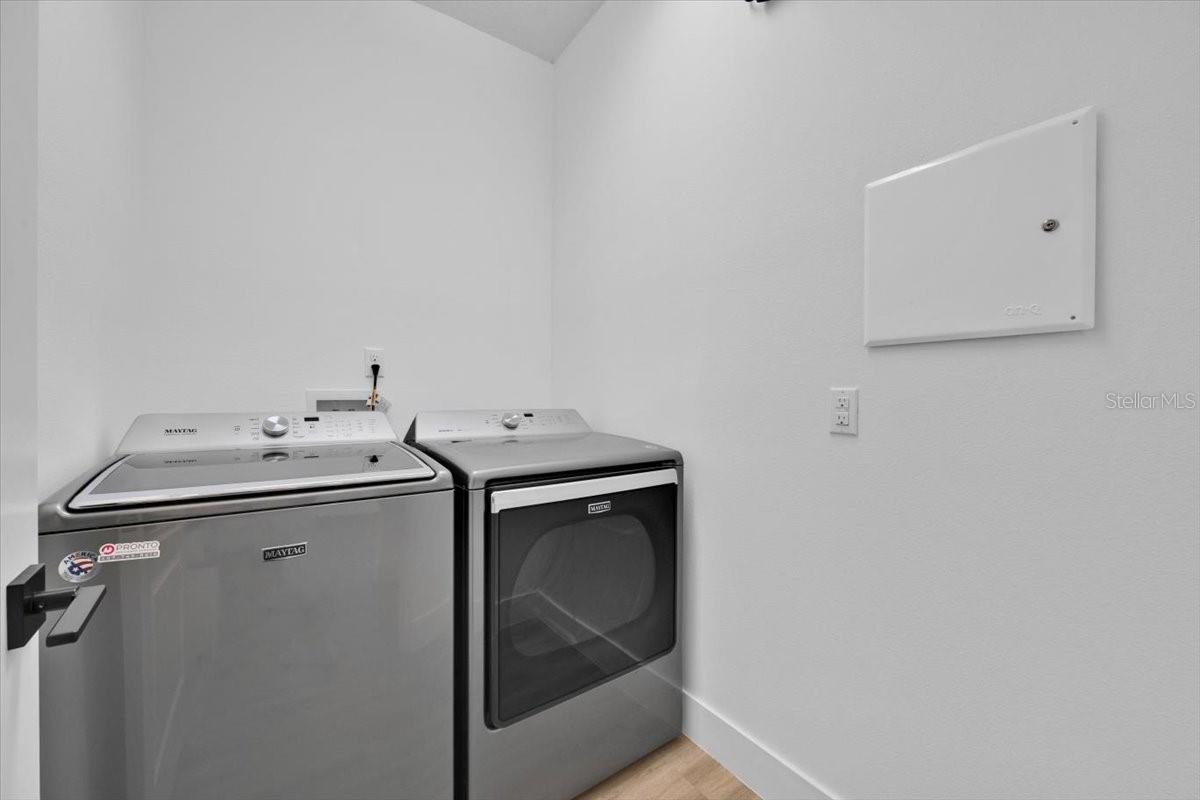 Image 7 of 30 For 14518 Black Quill Drive