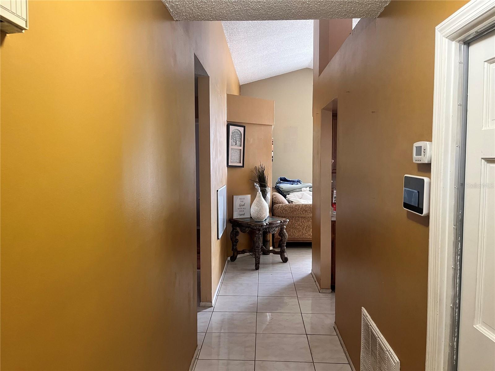 Image 2 of 17 For 3714 Narroline Drive