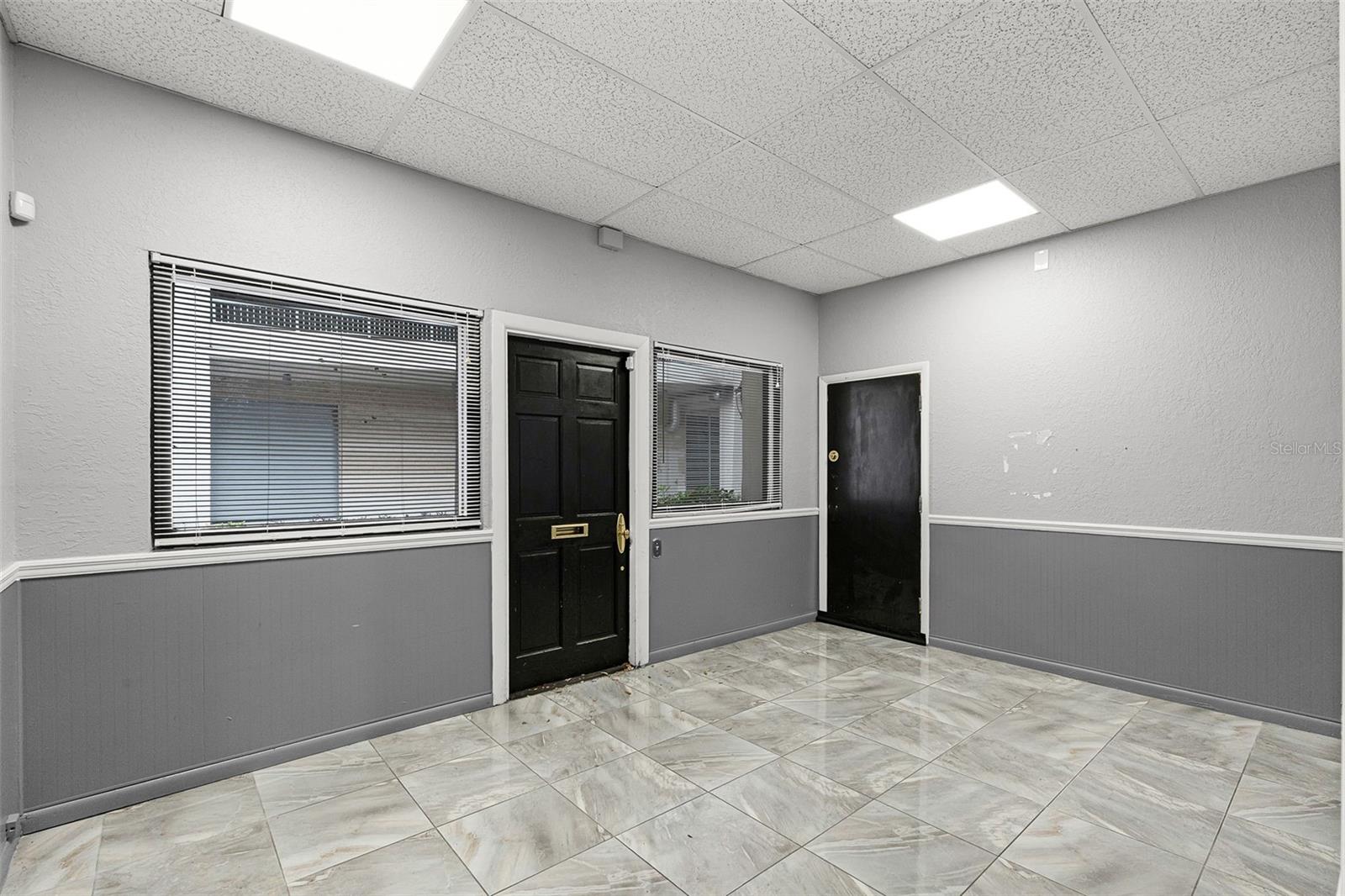 Image 4 of 22 For 220 Palmetto Avenue