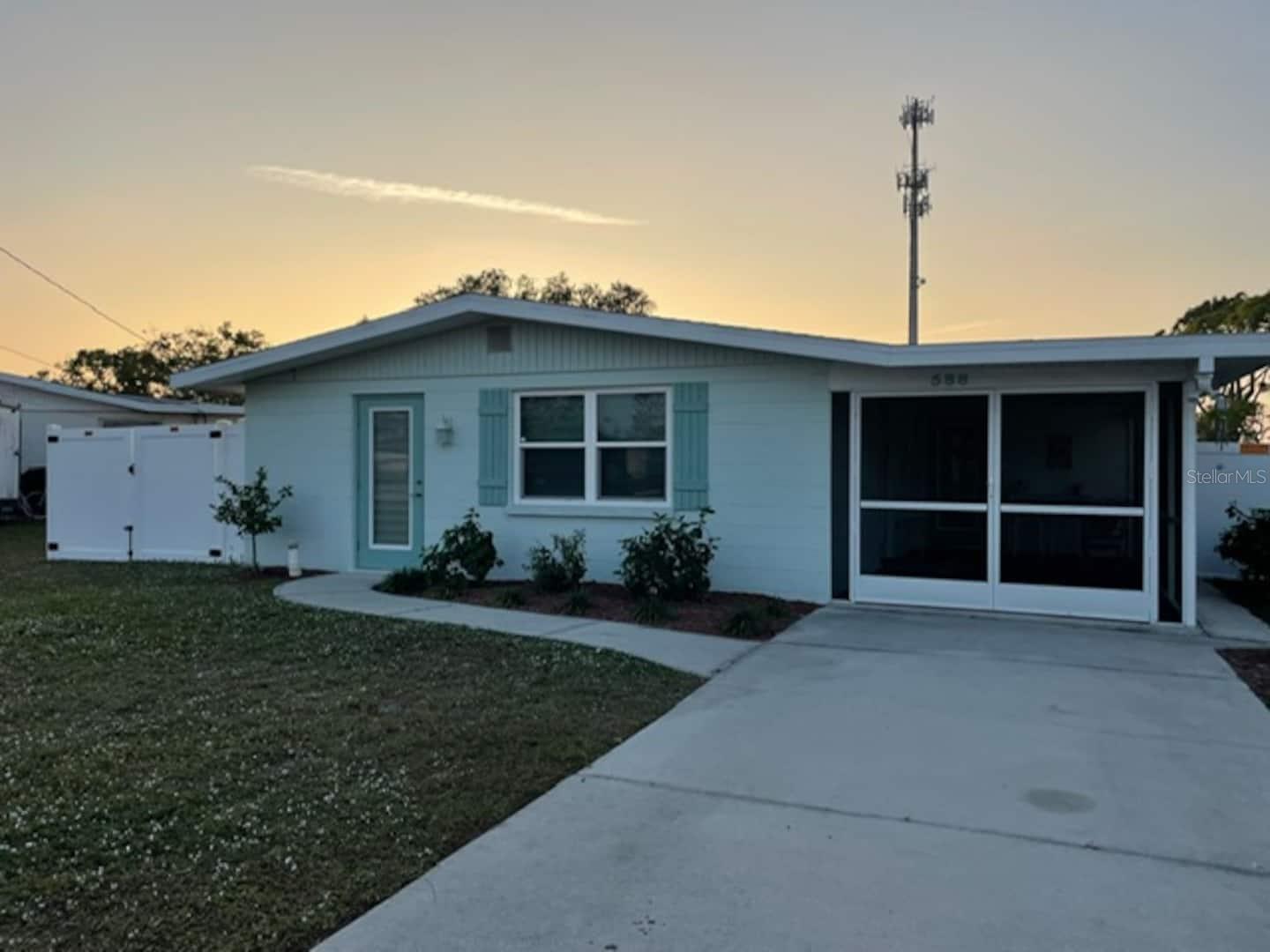Details for 588 Broadway, ENGLEWOOD, FL 34223