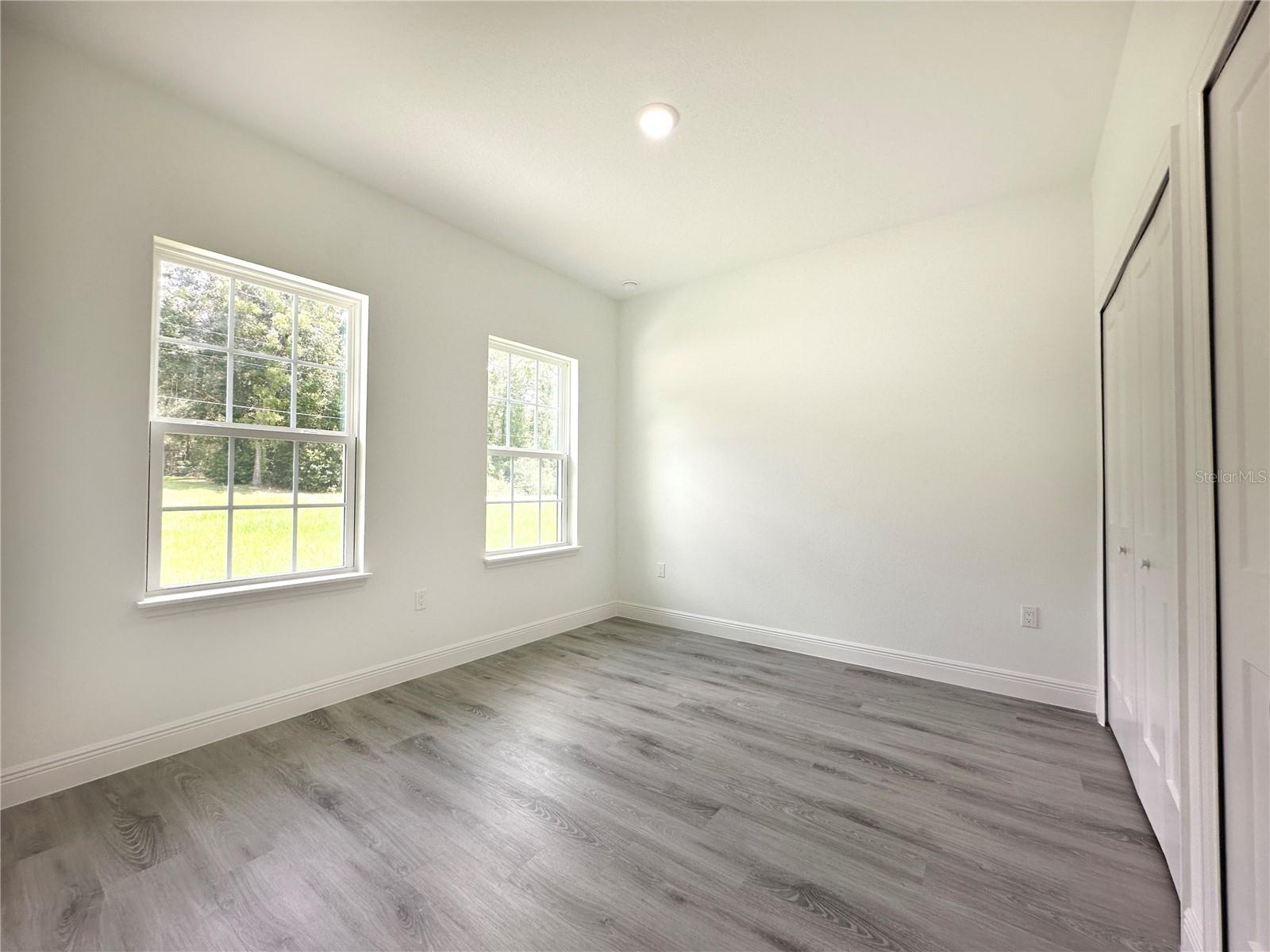 Listing photo id 8 for 2051 Snowy Egret Place