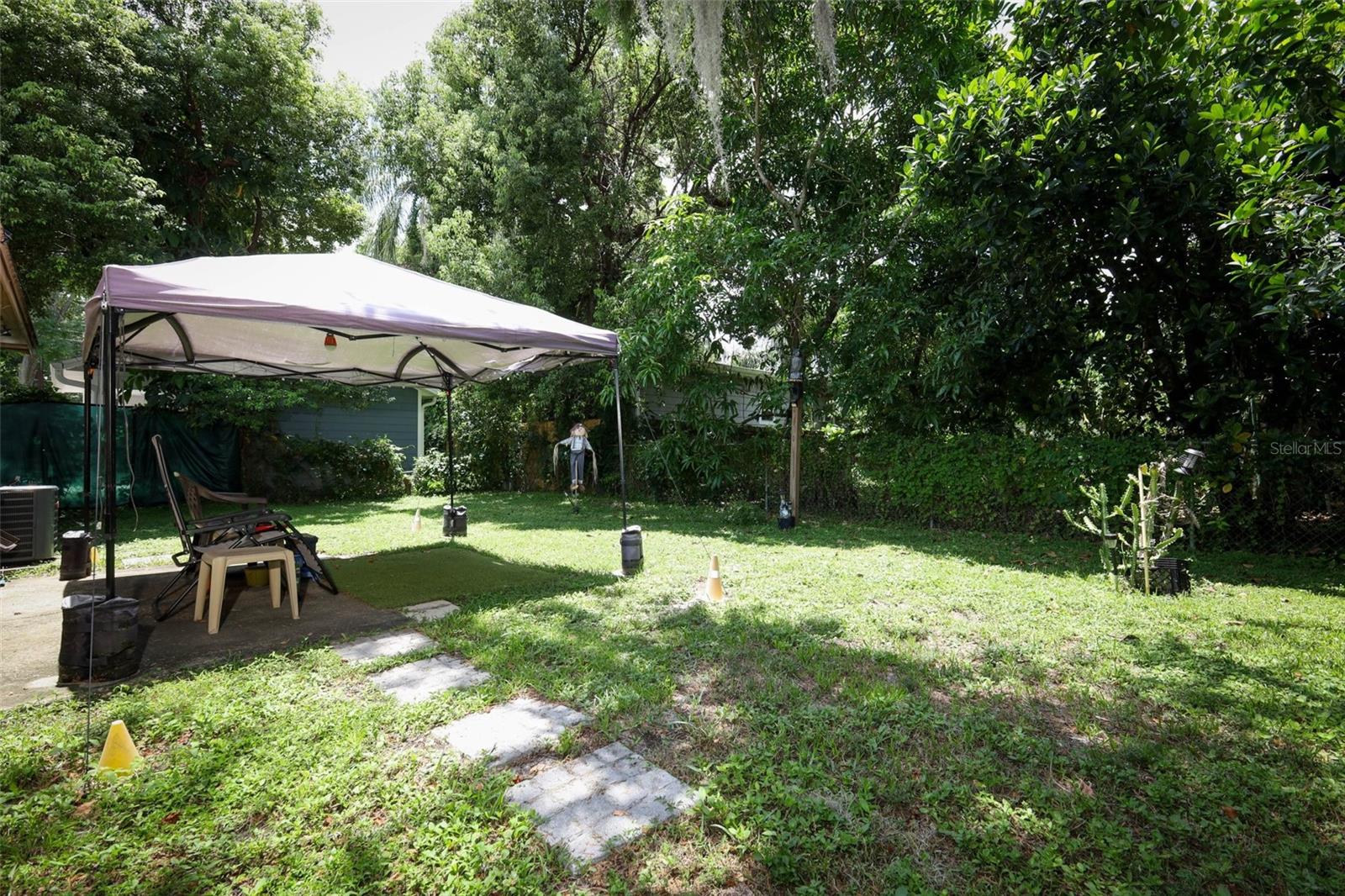 Image 35 of 37 For 912 La Salle Avenue