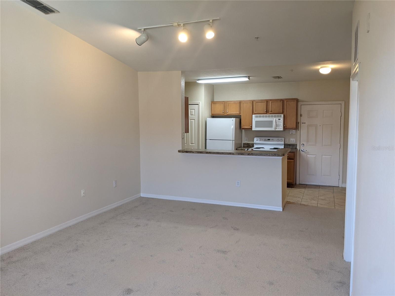 Image 11 of 18 For 5550 Michigan Street 3308