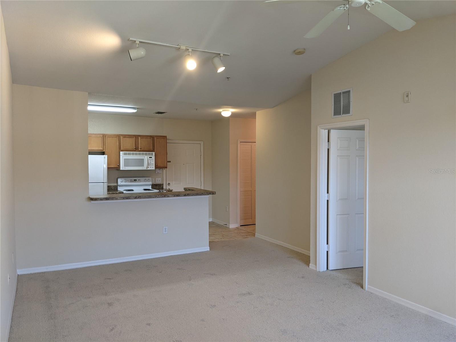 Image 4 of 18 For 5550 Michigan Street 3308