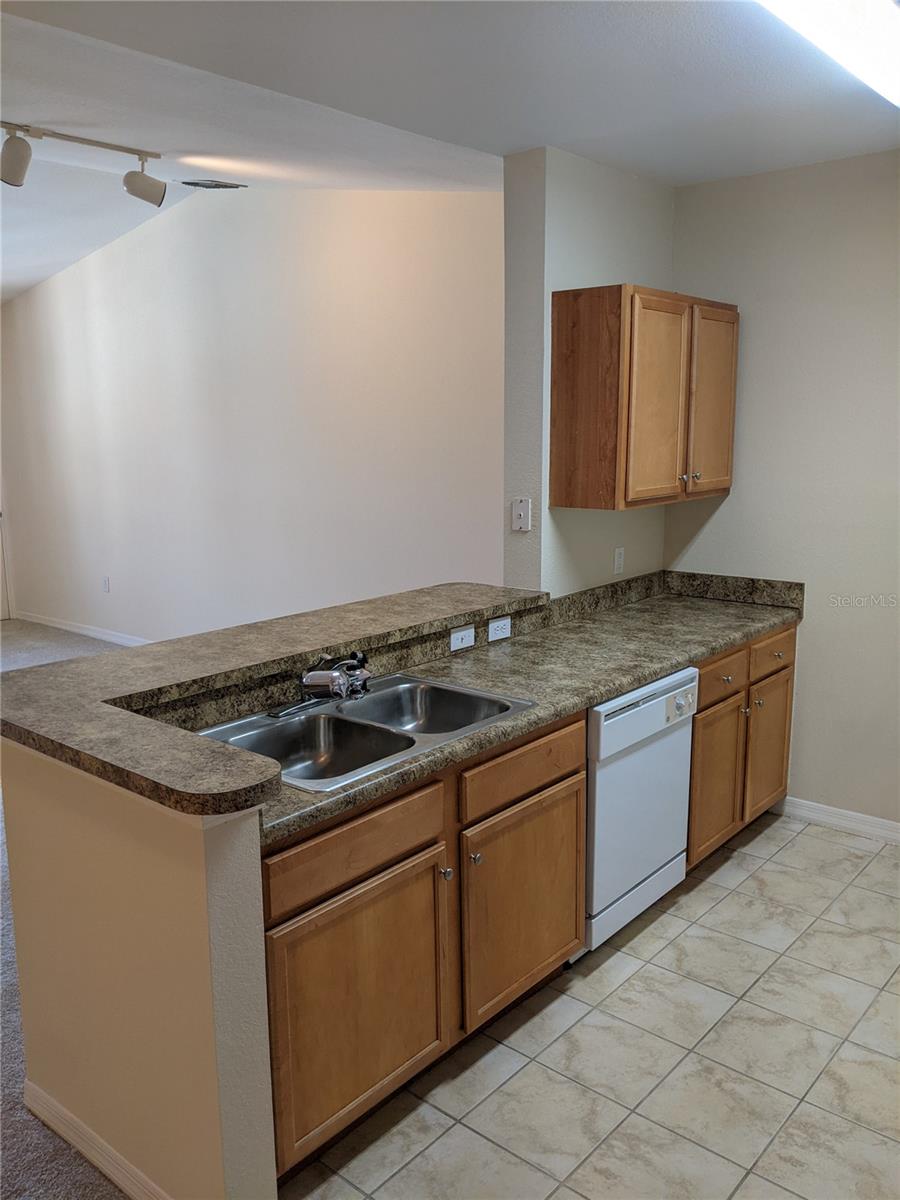 Image 6 of 18 For 5550 Michigan Street 3308