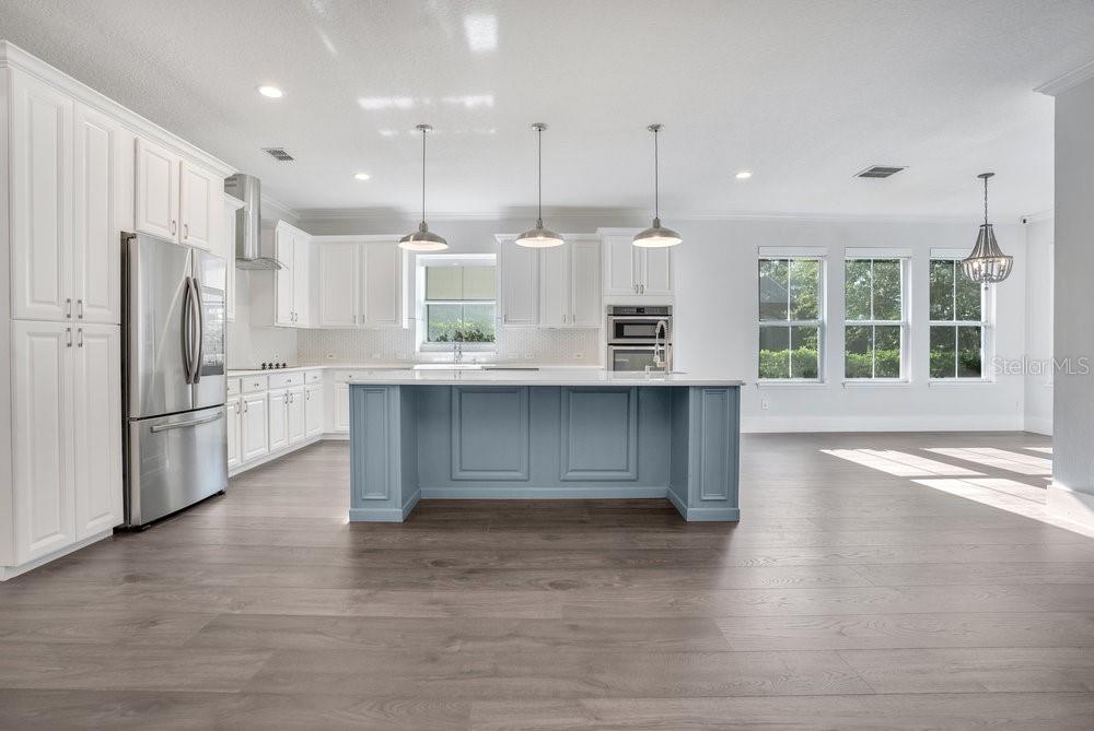 Image 14 of 59 For 8399 Bowden Way